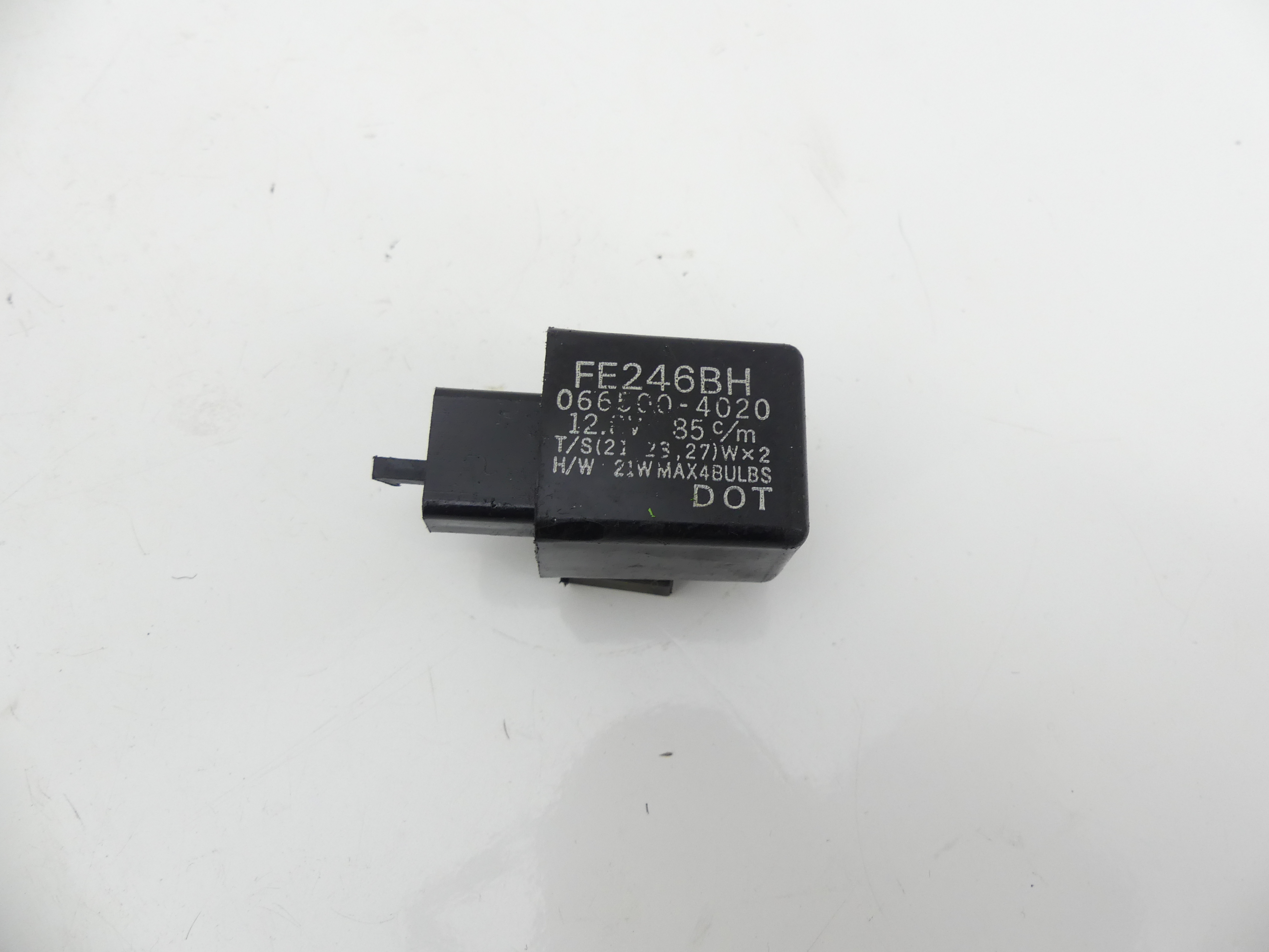 Kawasaki Z 1000 ZRT00A Relé Intermitente Relé Intermitente FE246BH