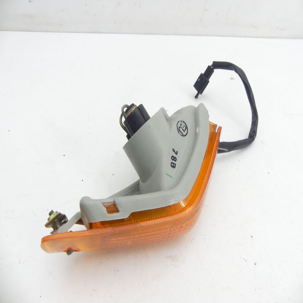 Kawasaki ZZR 600 E Indicator Front Left Cover Indicator # Two
