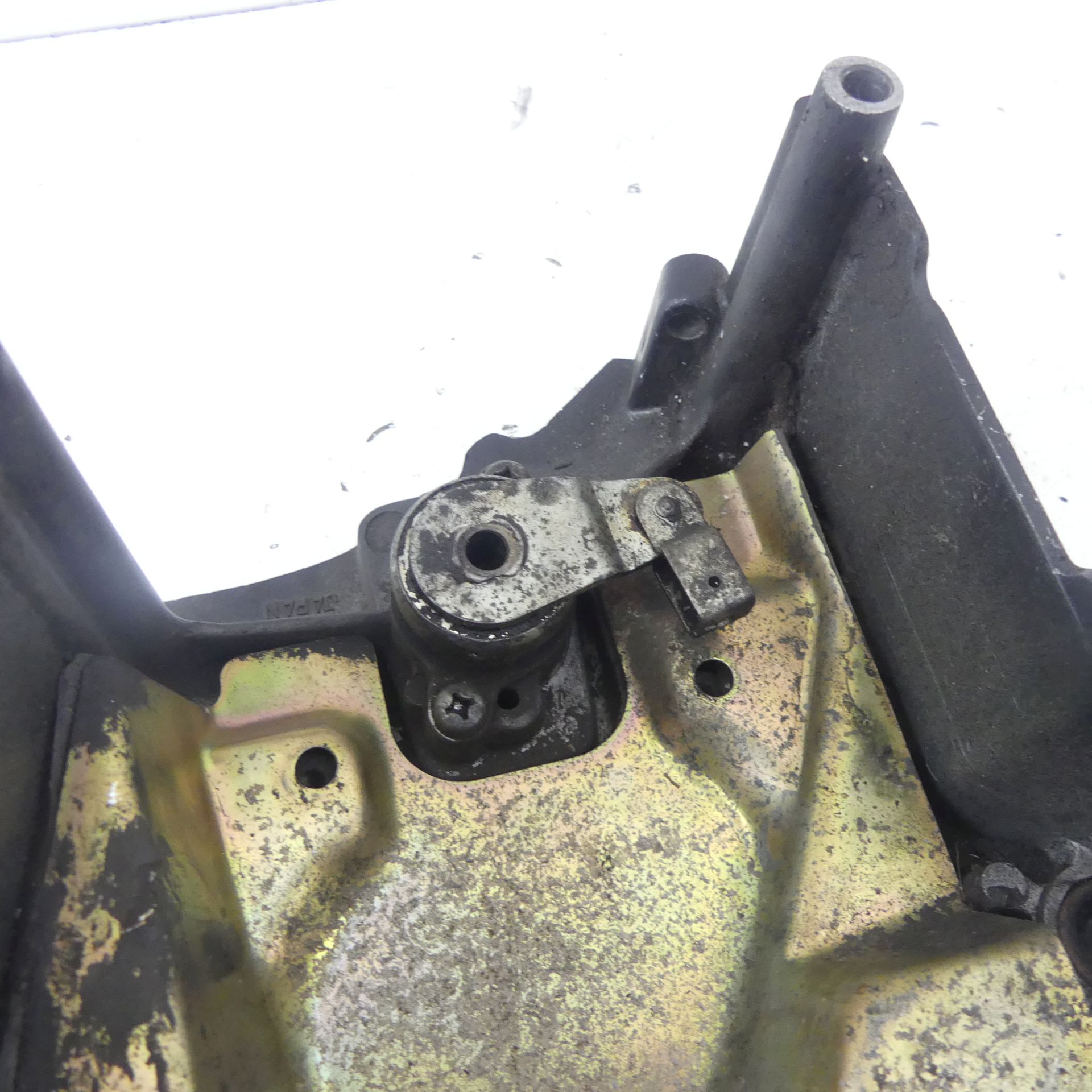 Kawasaki Z 1000 Ez : 83 Sprocket Cover Engine Cover 31445 | eBay