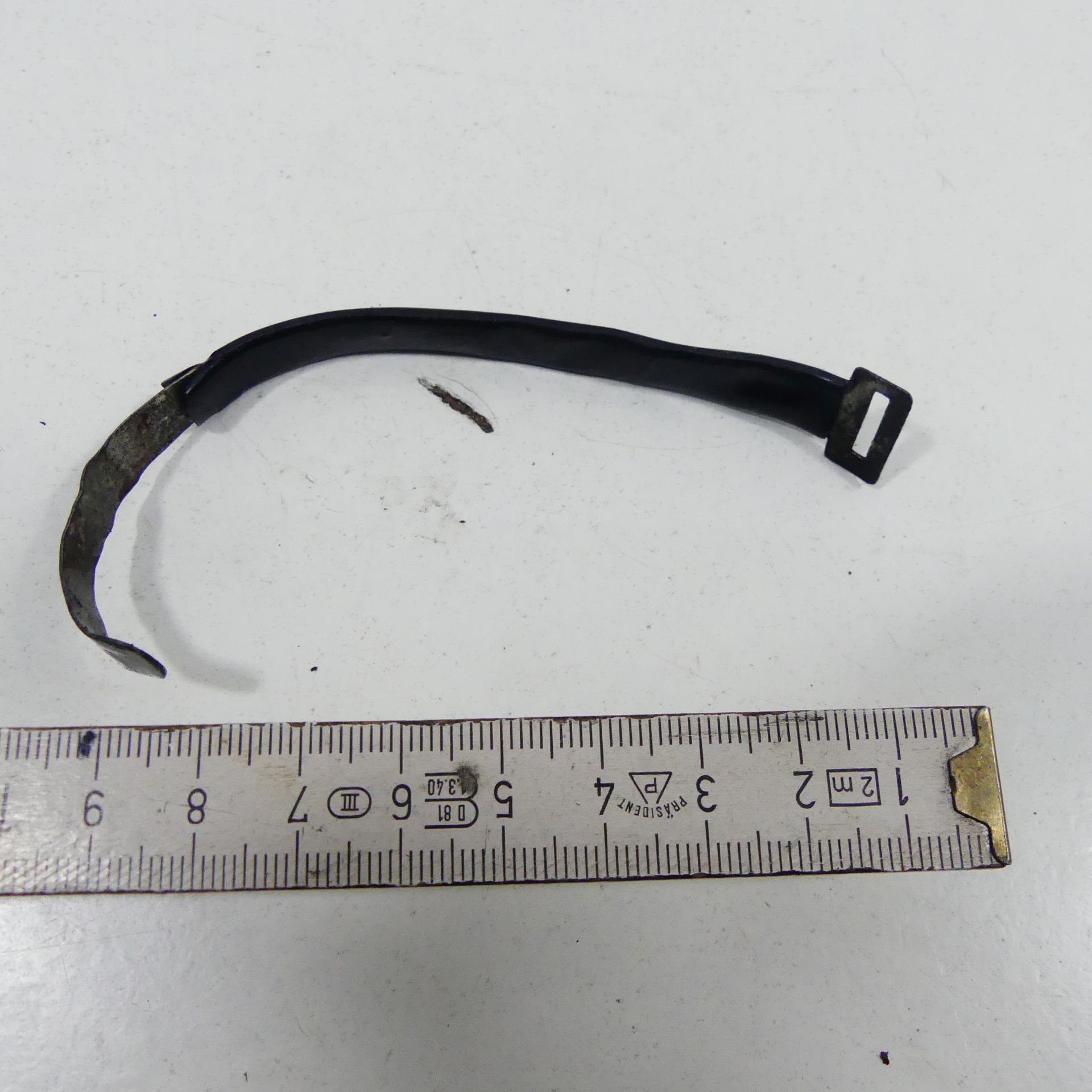 Suzuki GT 750 EZ:79 Cable Ties Metal Electric Cable Plug 35555