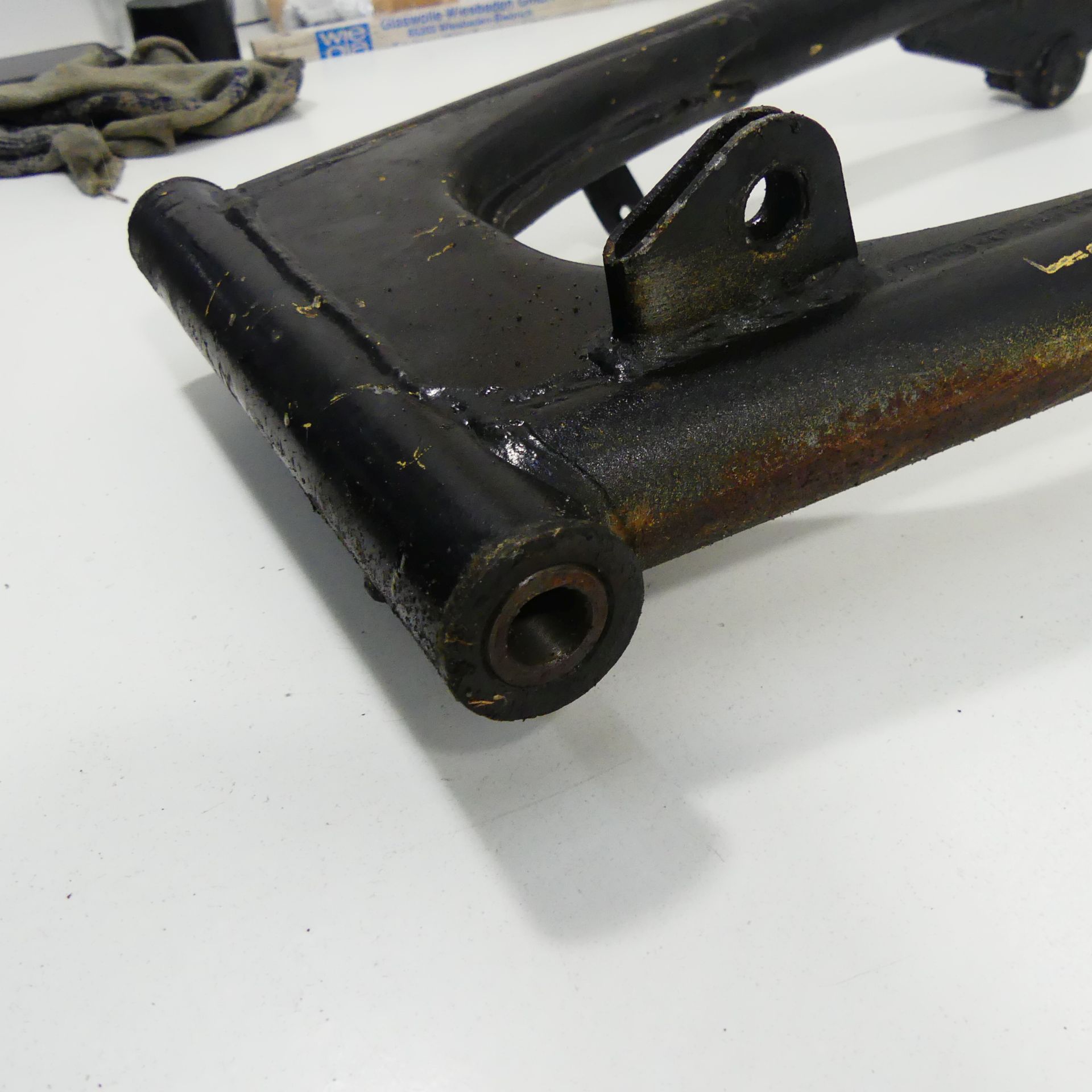Suzuki GT 750 - EZ:79 Swingarm Axle Spacers Chain Tensioner 35693