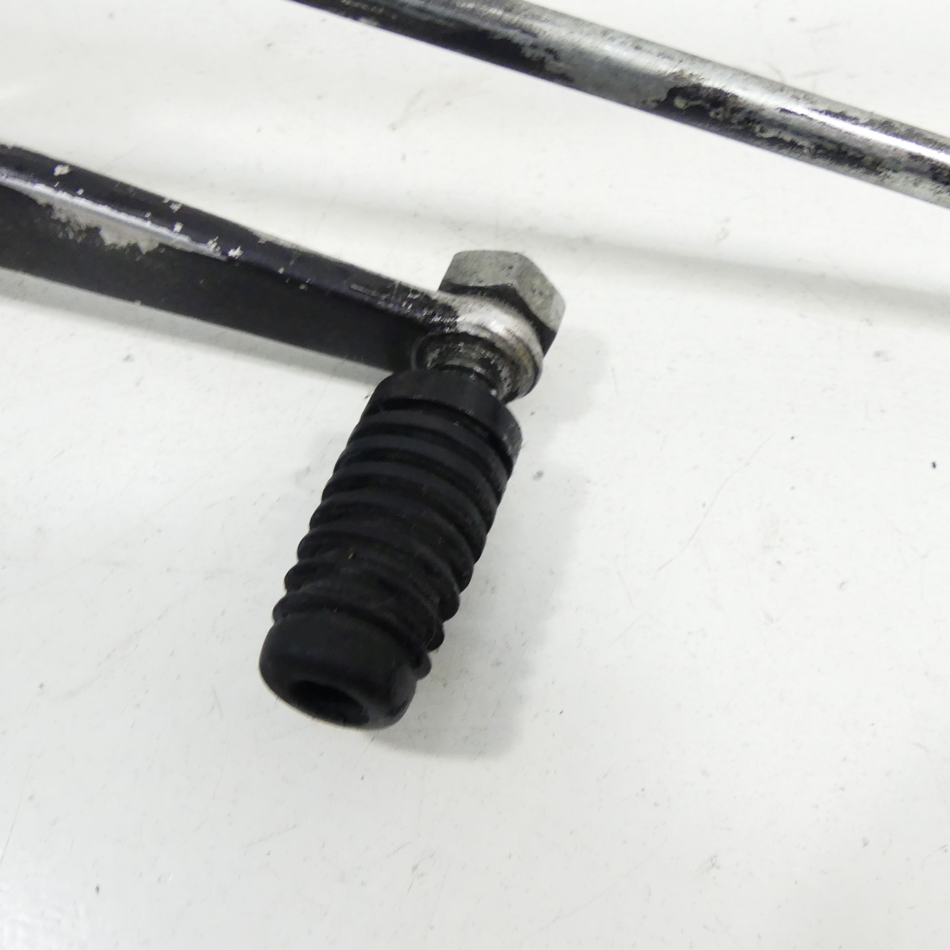 Suzuki GSF 1200 Bandit Rearset Left Peg Set Bearing Platen 37082