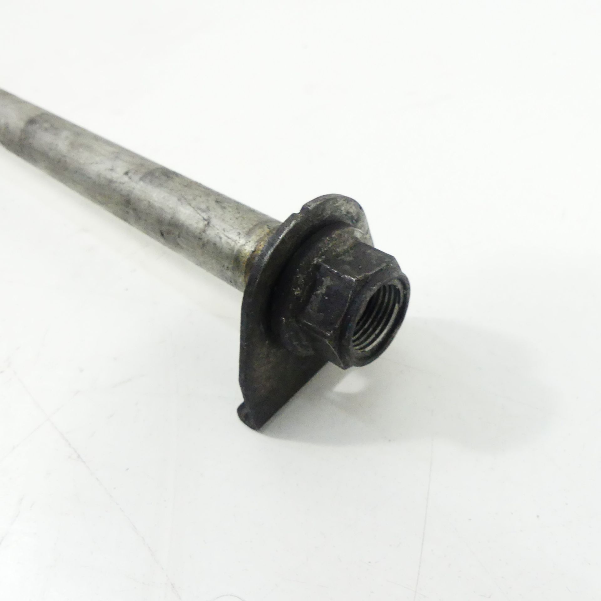 Suzuki GSF 600 Bandit Rear Axle Wheel Distances Screw 37495 | eBay UK