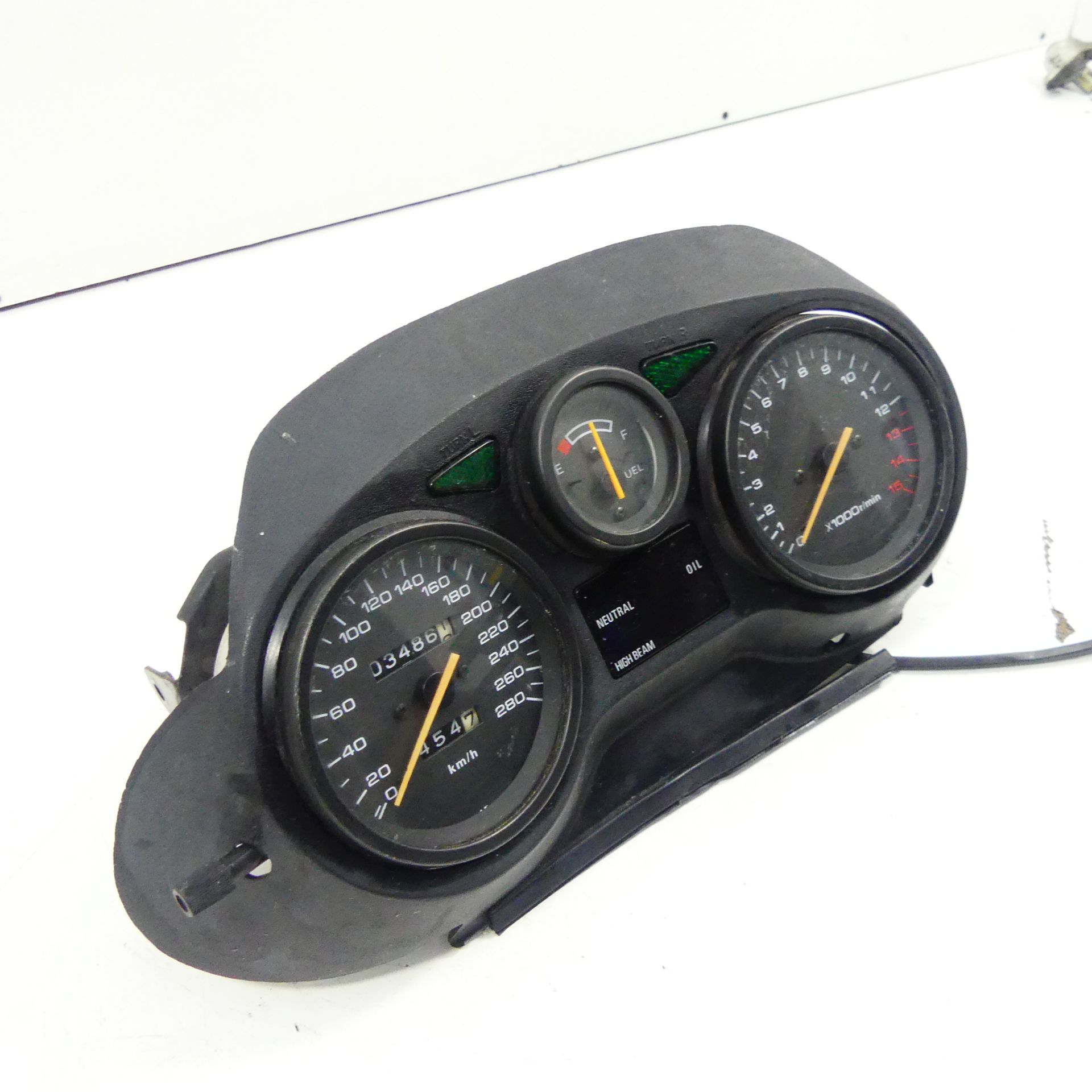 SUZUKI　GS、GSX系　メーター Suzuki GSX 750 F GR78A EZ:97 Cockpit Tacho Drehzahlmesser