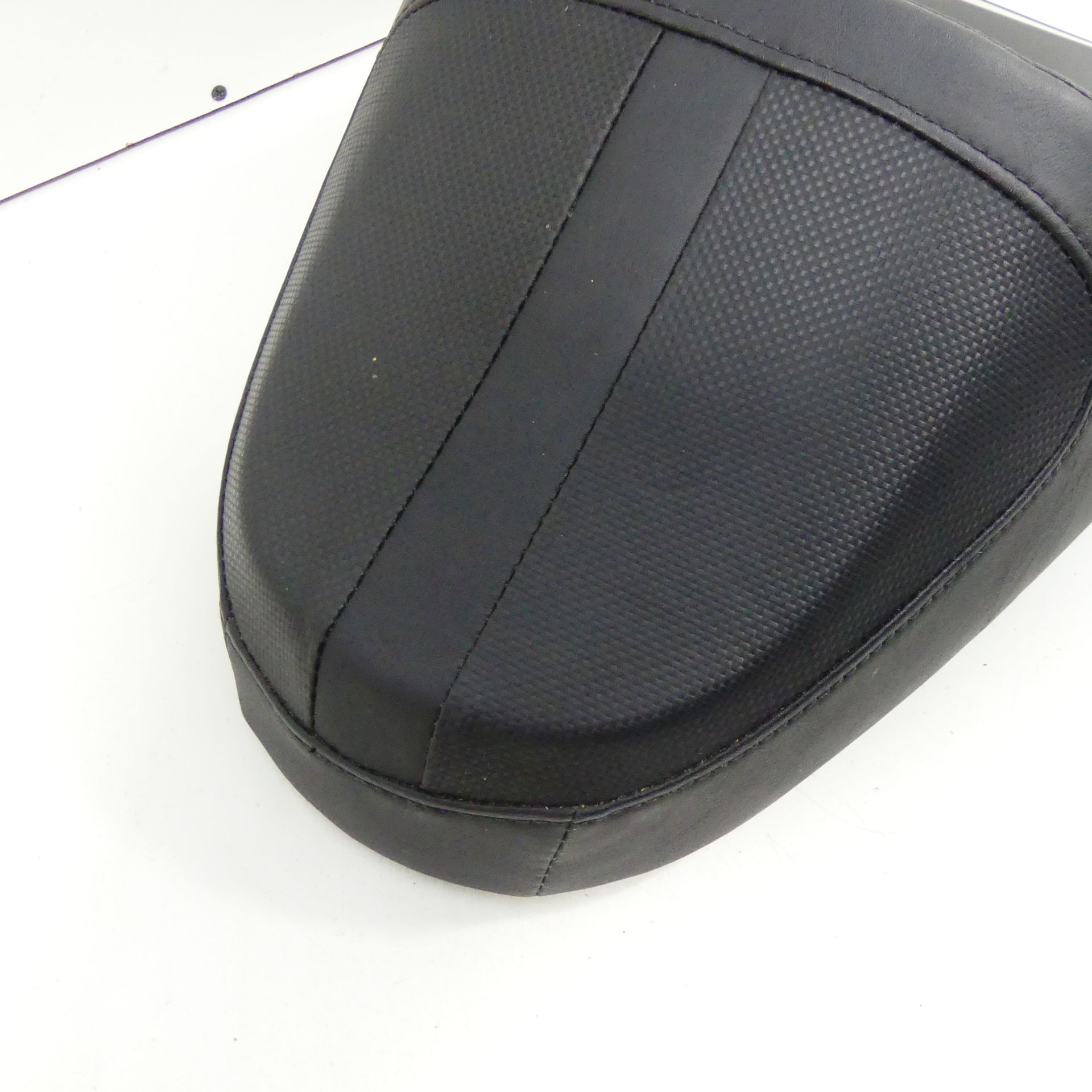 オニオン Harley-Davidson V-Rod Night Rod Special Passenger Seat 37820 | eBay