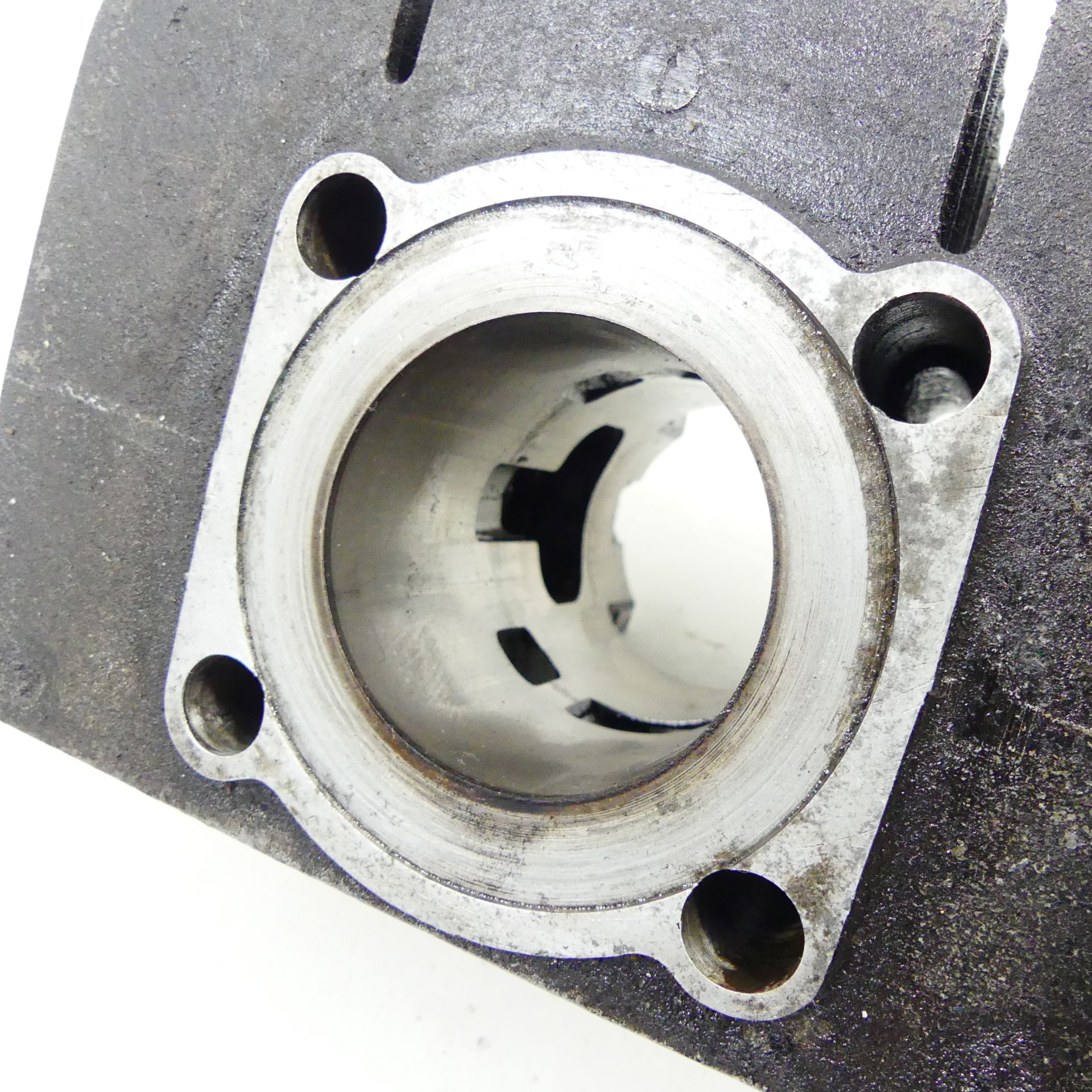 Yamaha Rd 250 352 Ez:78 Cylinder Left Cylinder Base Engine 37978