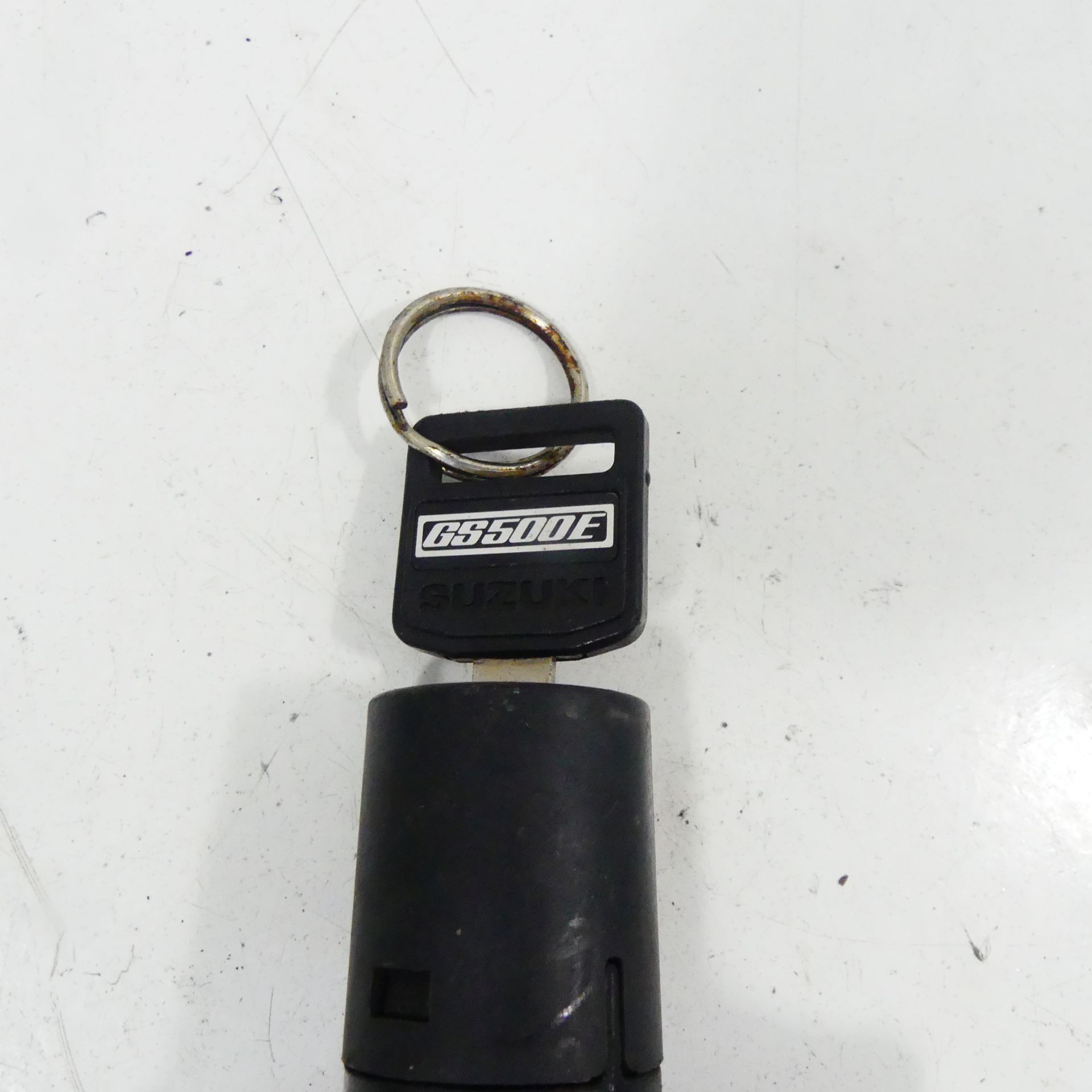 Suzuki GS 500 E Gm51b Ez :0 0 Verrouillage De L'Allumage Château