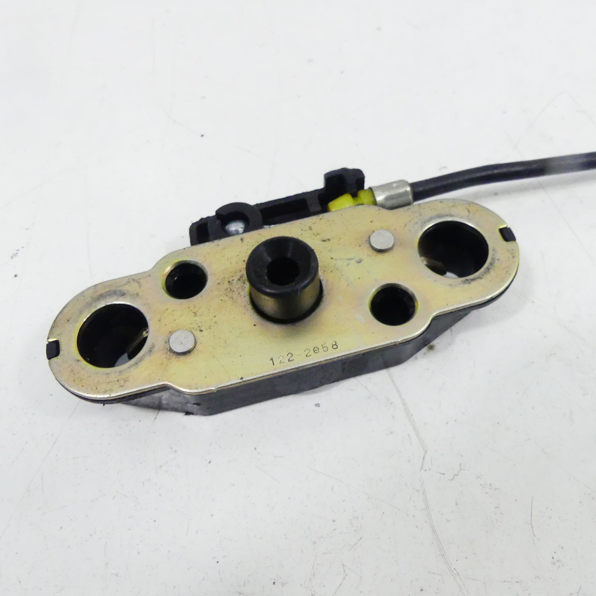 Suzuki GSF 600 EZ:01 Seat lock 39358 | eBay UK