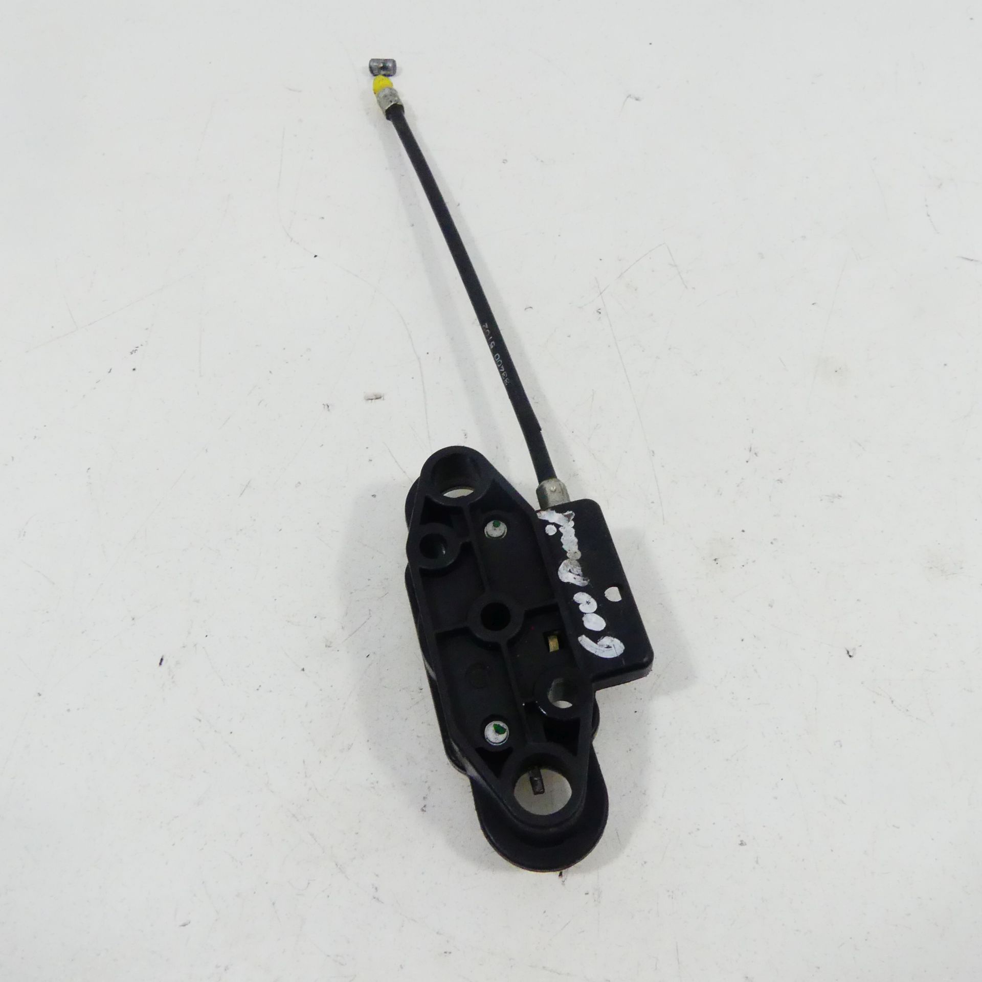 Suzuki GSF 600 EZ:01 Seat lock 39358 | eBay UK