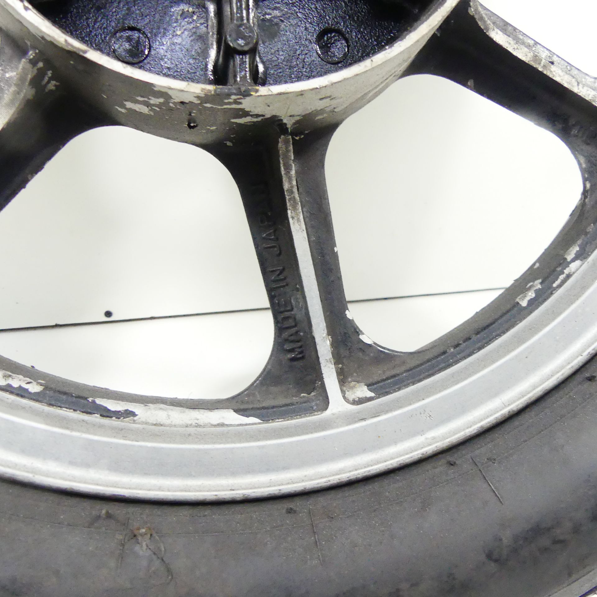 Kawasaki Z 1000 J EZ:83 Rear Wheel Rim R-1043 Rim Rear 39371 | eBay UK