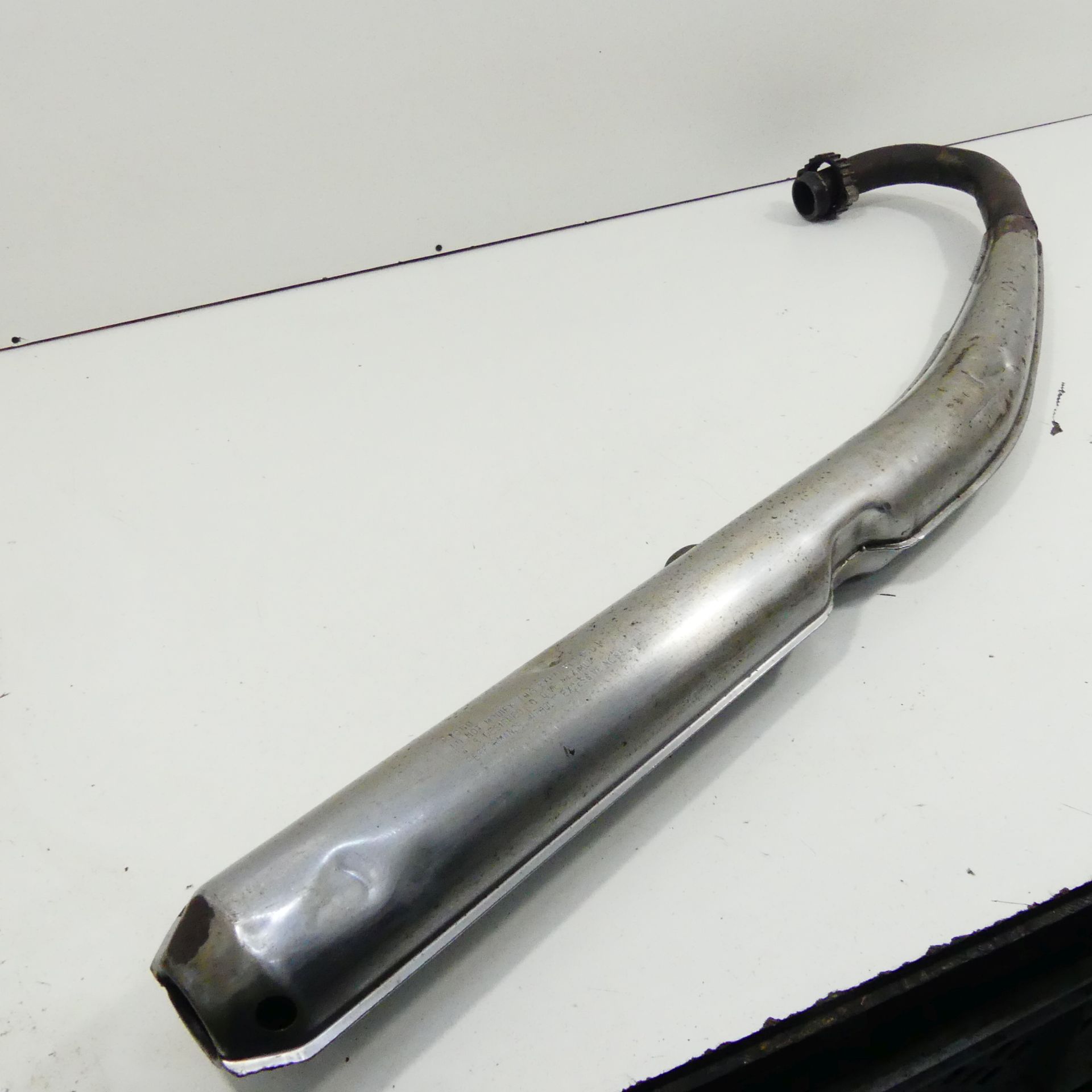 Suzuki GT 380 EZ:79 Exhaust System End Silencer Muffler 39987