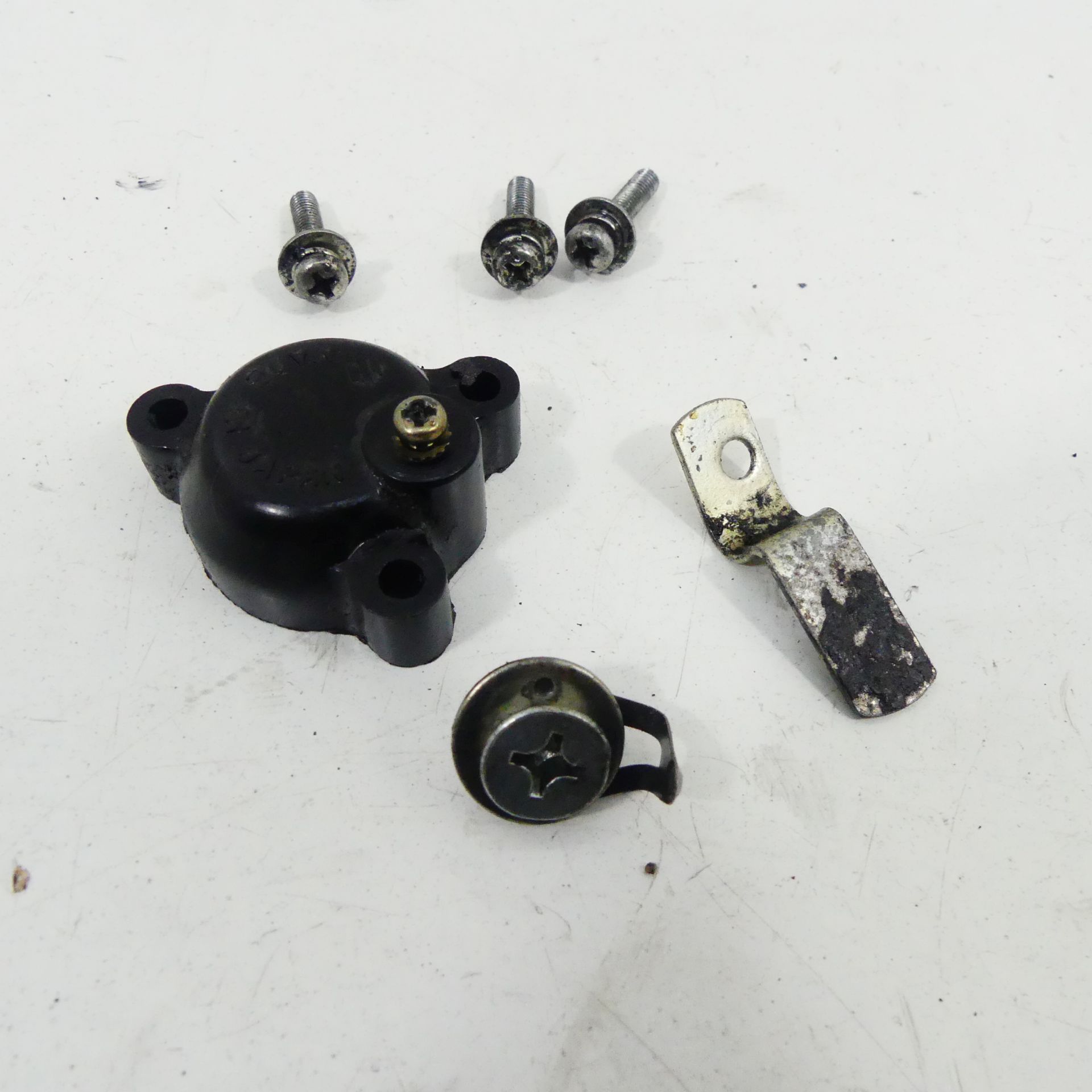 Suzuki GT 185 EZ:78 Motordeckel Getriebe Seitendeckel Motor Deckel