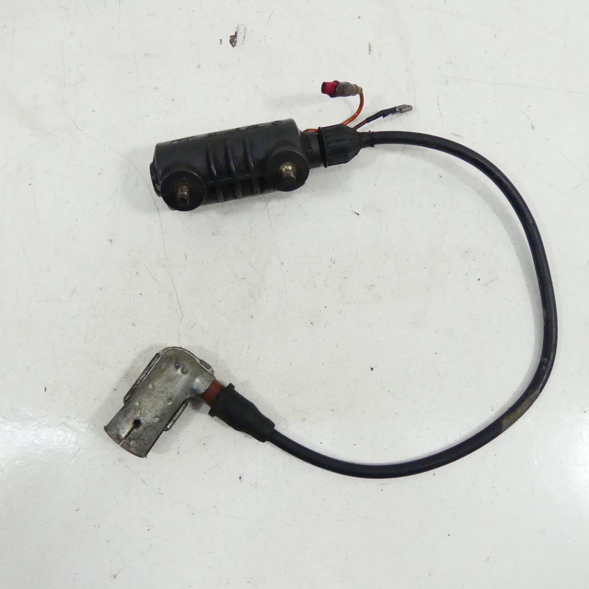 jun Yamaha XS 650 SE Ez: 80 Ignition Coil With Leads Spark Plug