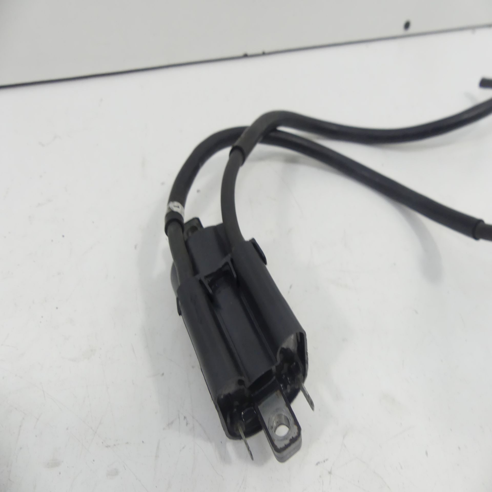 Yamaha Yzf 1000 4VD Thunderace Ez:02 Ignition Coil 12/3 Cable