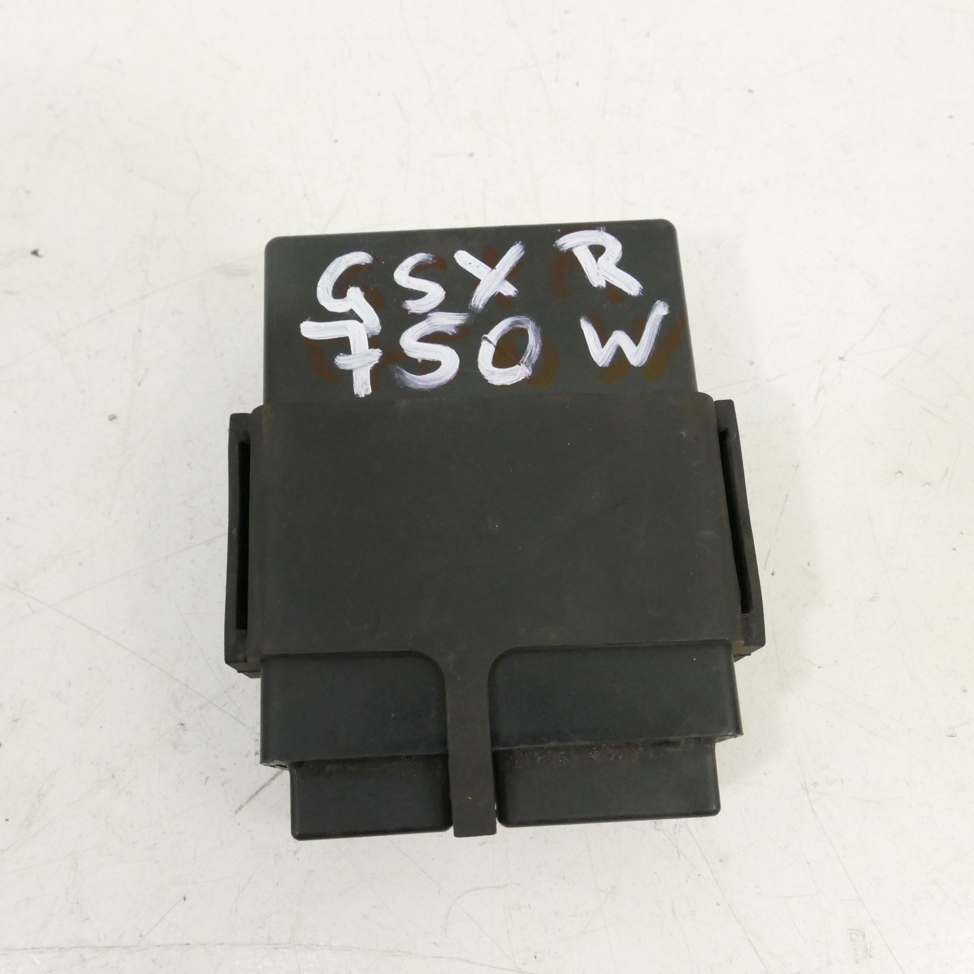 メジャー Suzuki Gsx-r 750 W CDI 32900-17E00 131800-5661 Control Unit 45422