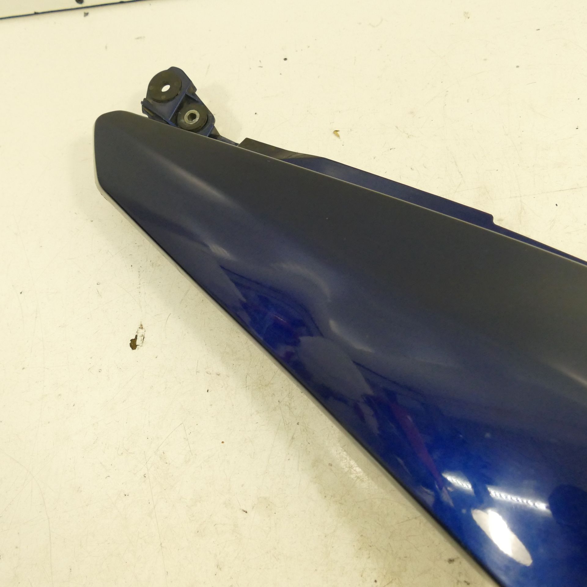 Suzuki Dl 1000 - Ez:02 Left Side Panel Side Cover 45917 | eBay UK