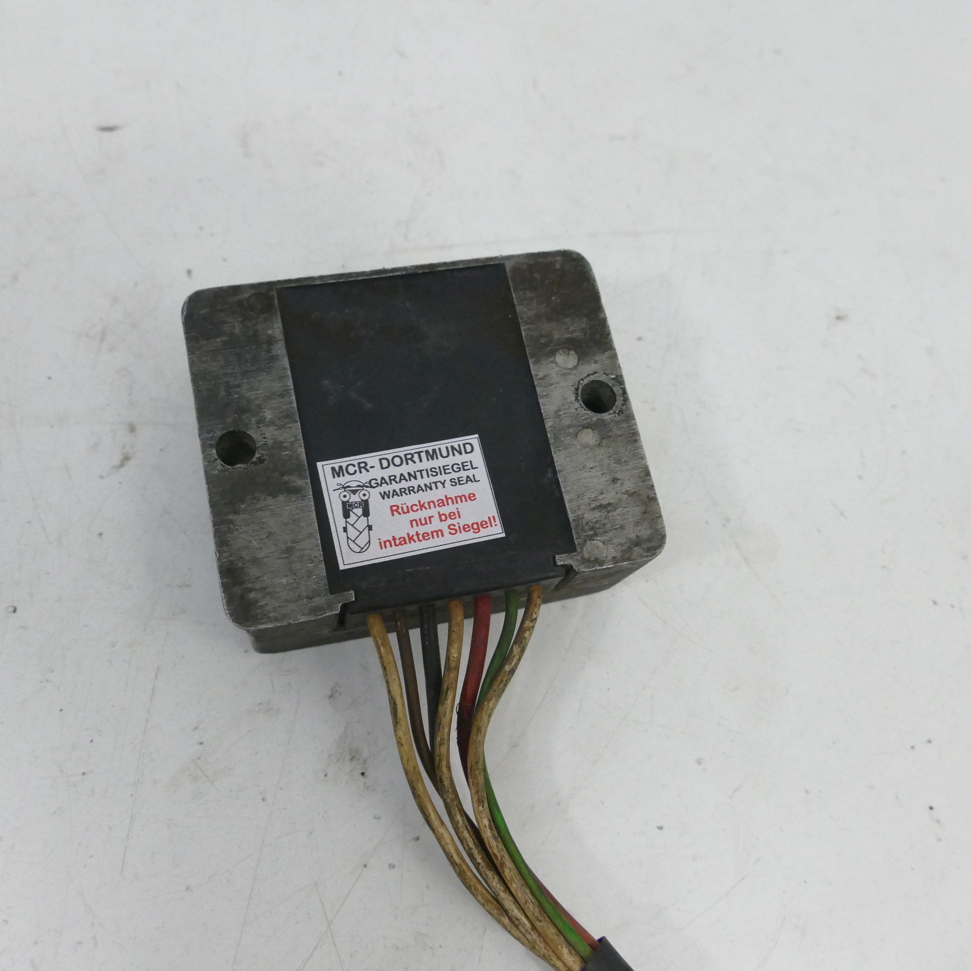 Honda CB 400 F Ez: 98 Control Voltage Regulator 3G1-500.B5 Charge