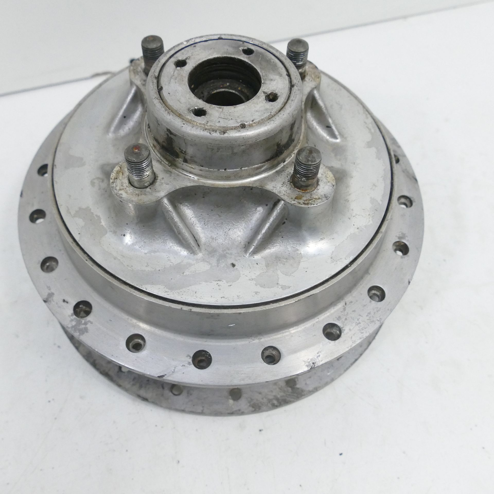 Yamaha RD 250 1A2 EZ:76 Hinterradfelge - Nabe Radnabe