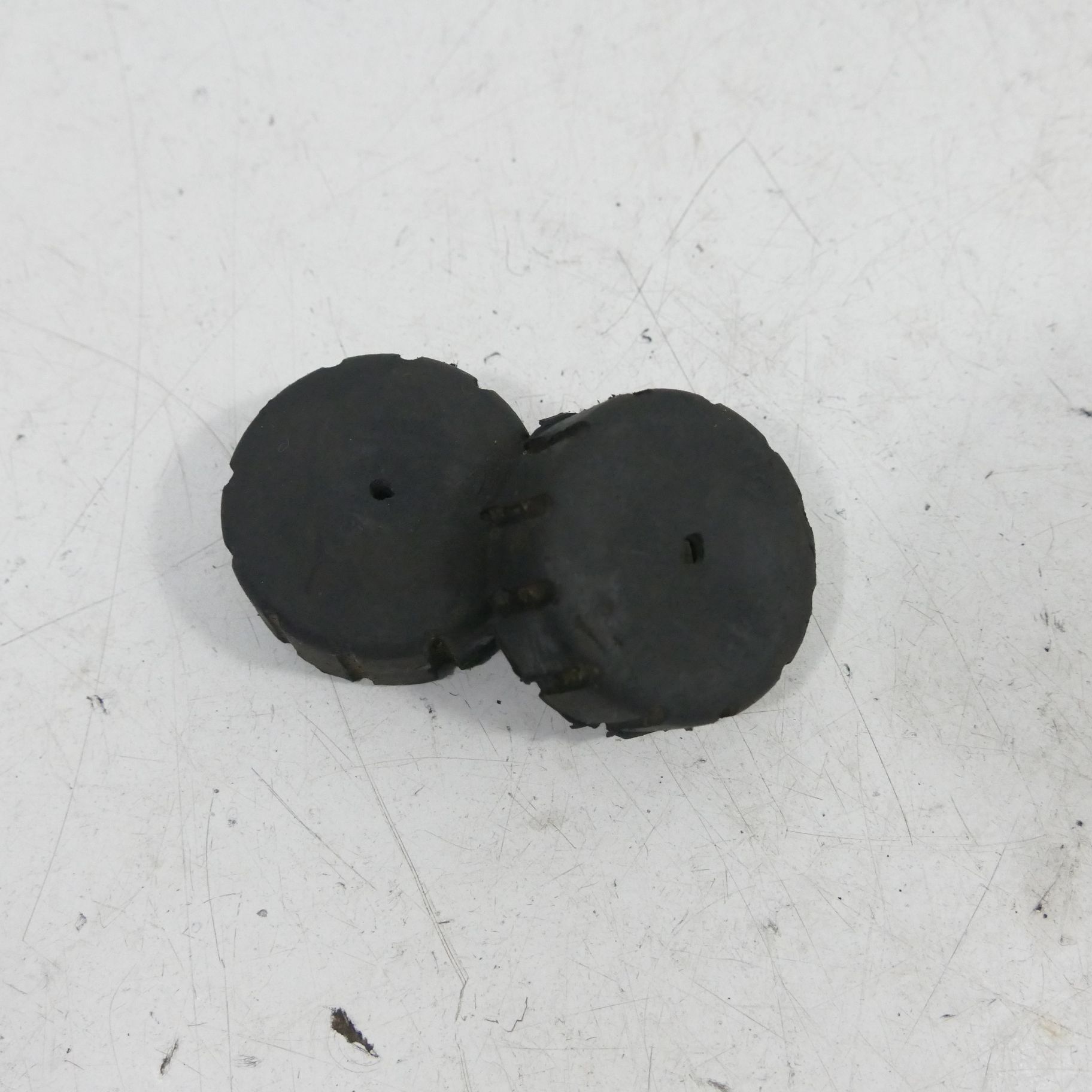 me.＊ Yamaha Rd 250 1A2 Ez:79 Tank Rubbers Fuel Tank Mounting 47134