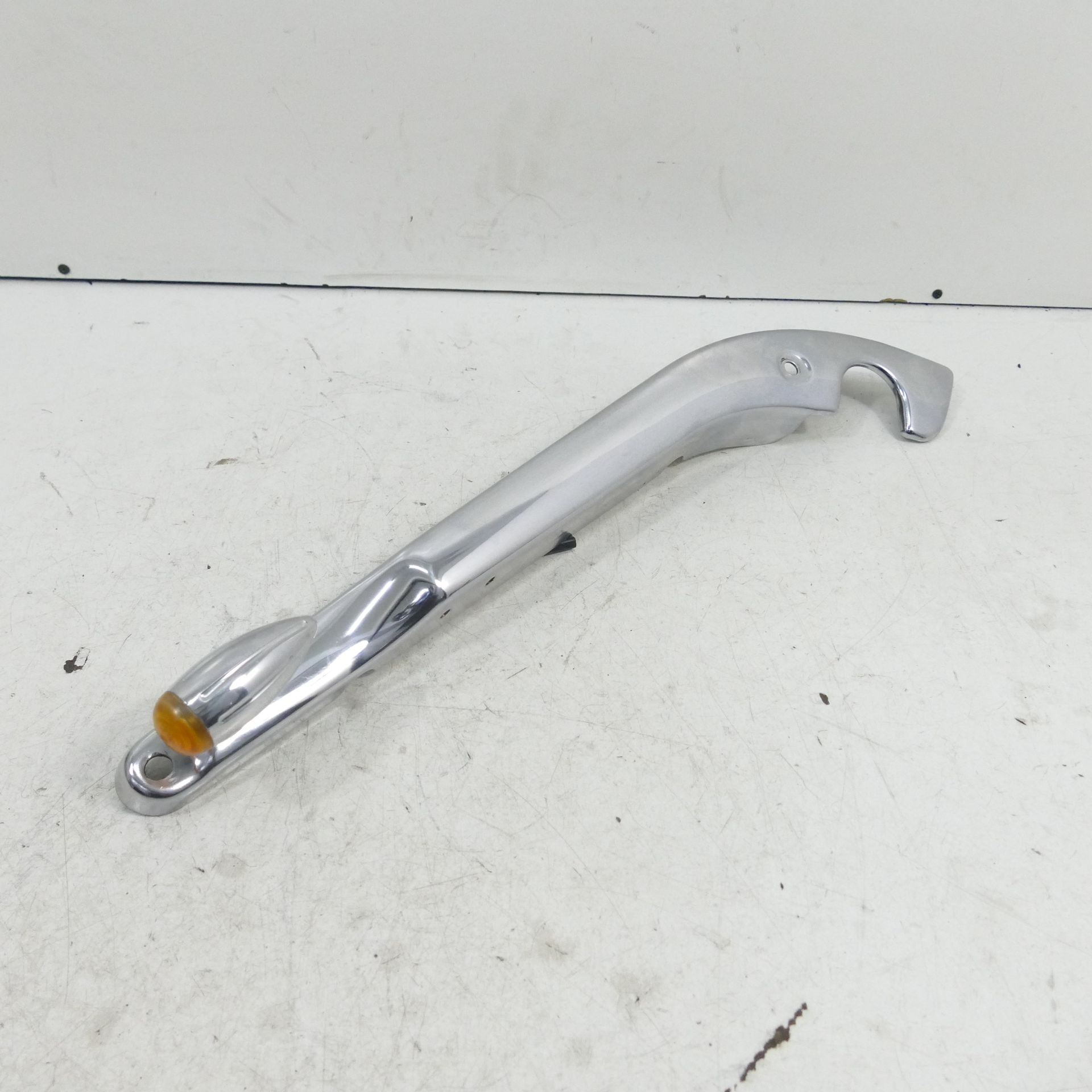 Suzuki VZ 800 Marauder EZ:99 Fender Strutz hinten
