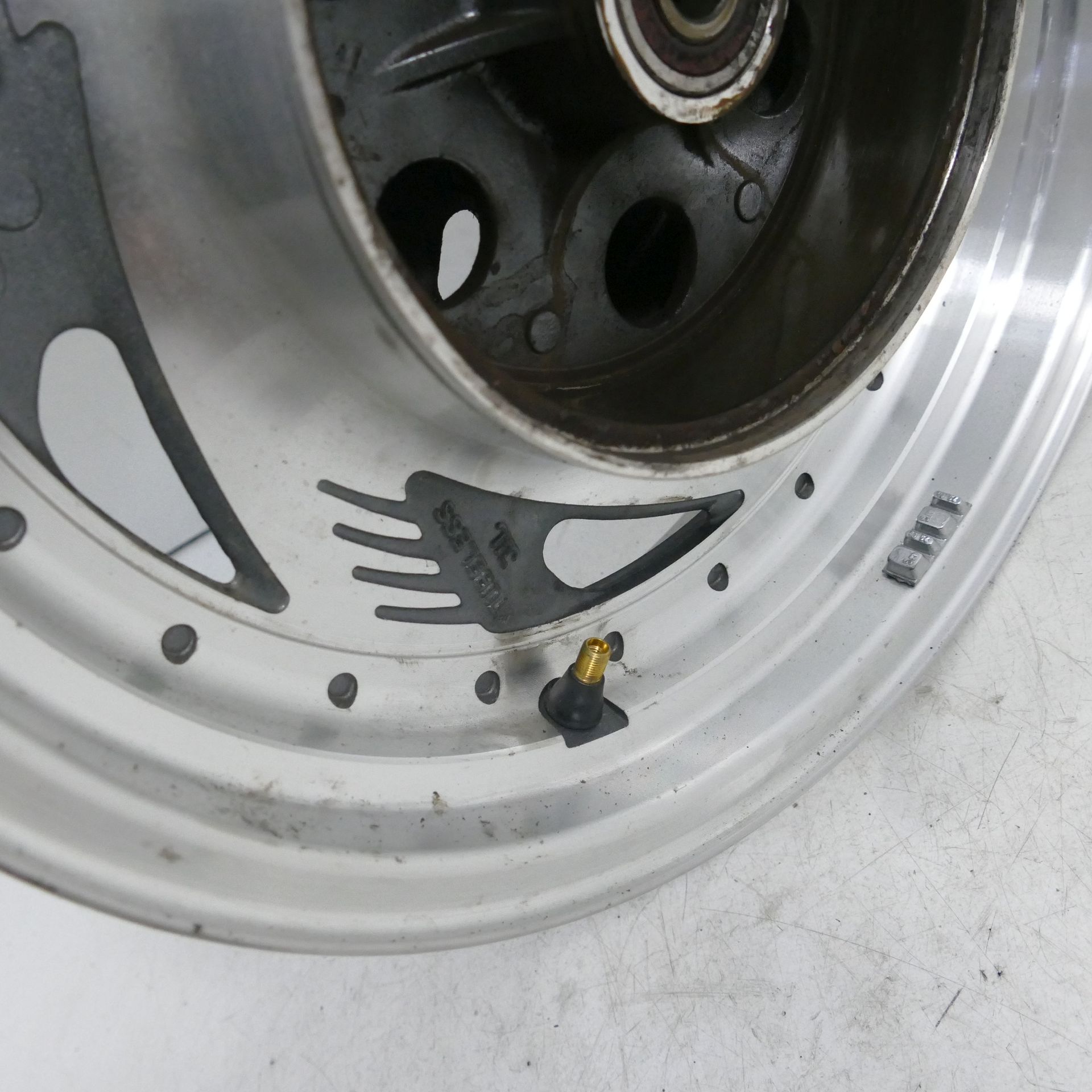 Suzuki VZ 800 Marauder Year: 99 Rear Wheel Rim Rear 47668 | eBay