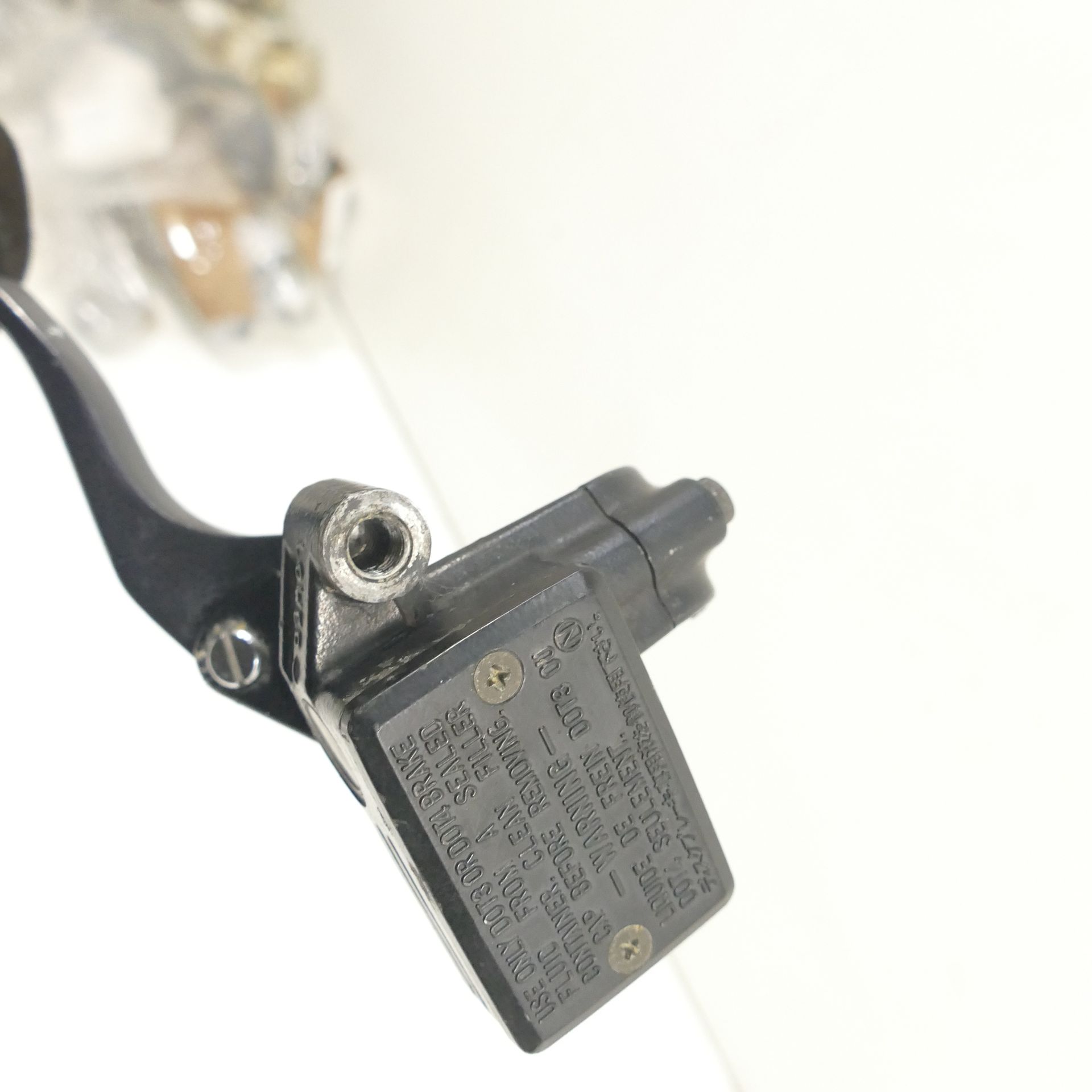 専用 Honda VT 700 RC 19 EZ:97 Front Brake Pump Master Cylinder Brake
