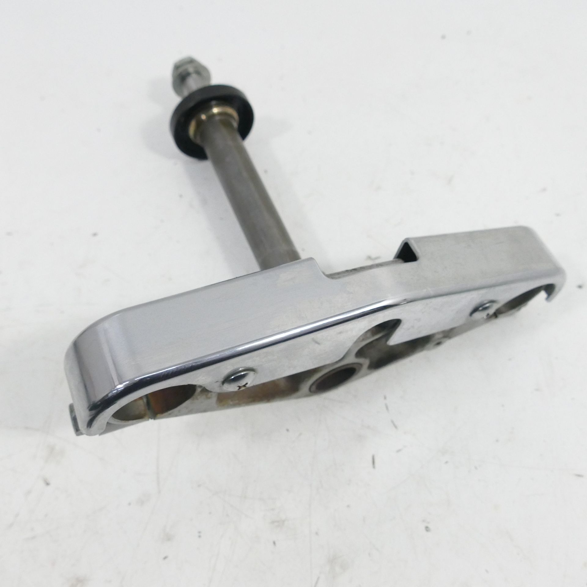 Suzuki Gz 125 Ez:02 Lower Triple Clamp 50849 | eBay UK