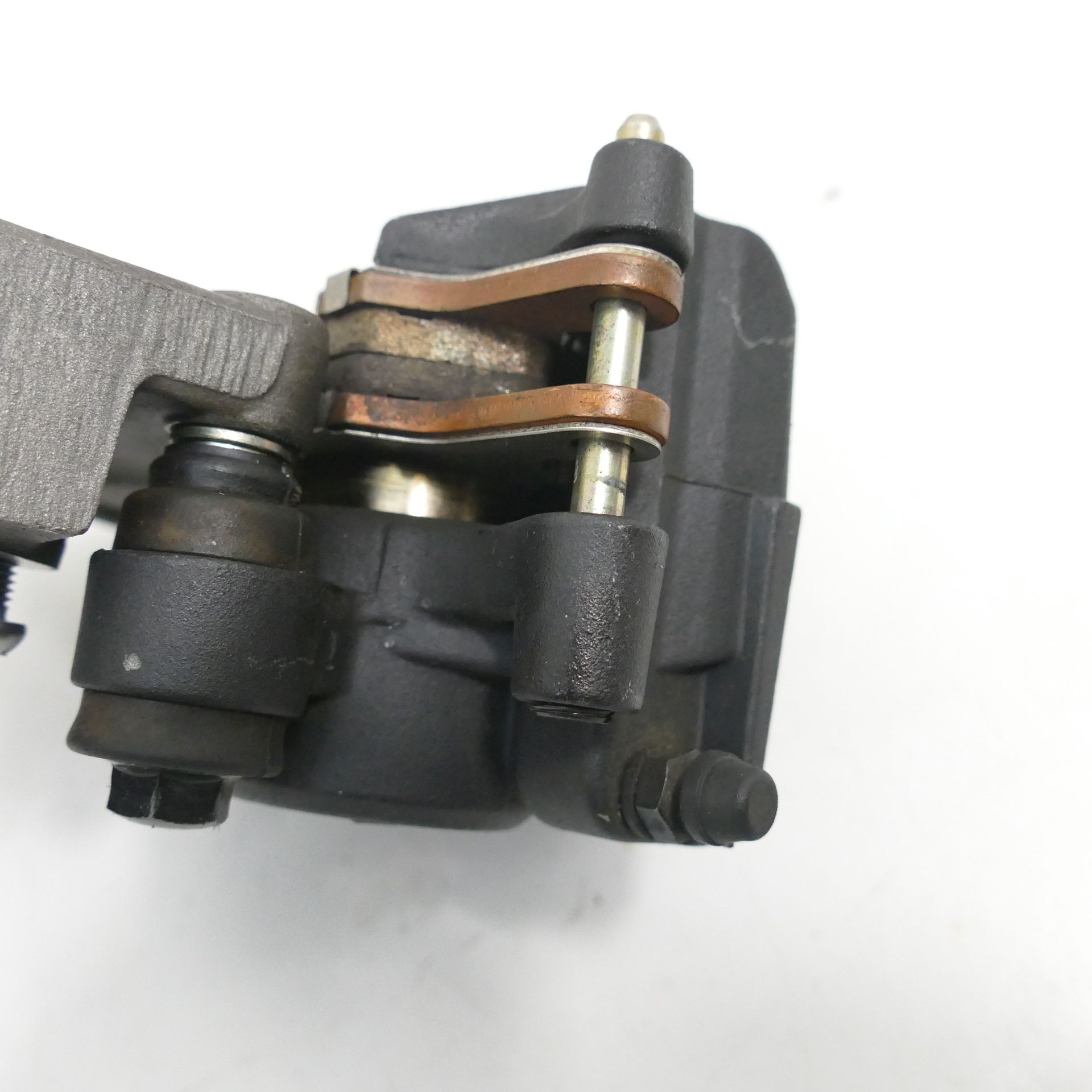 Yamaha FZ6 RJ07 EZ:07 Bremssattel hinten Bremse Hinterrad 51031 | eBay