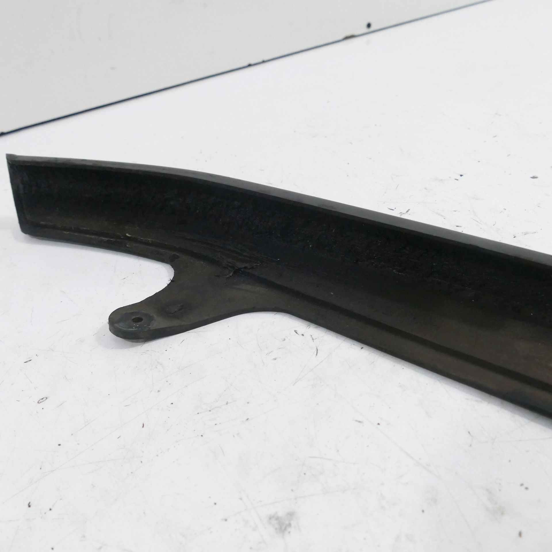 Yamaha XJ 600 (51J) EZ:88 Kettenschutz Abdeckung Kettenschutzblech