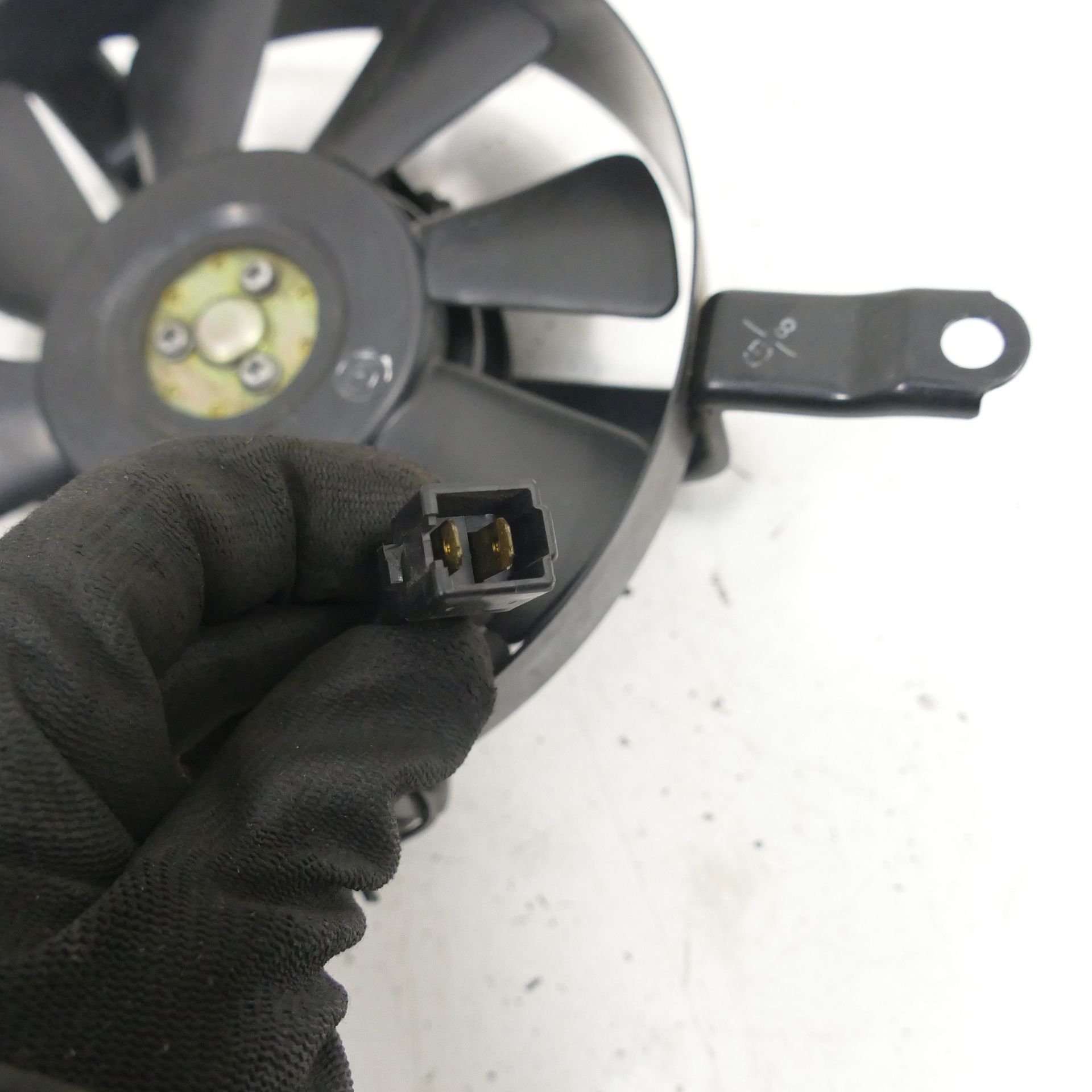Suzuki GSX-R 600/750 SRAD EZ:99 Fan Radiator Water Cooler Fan
