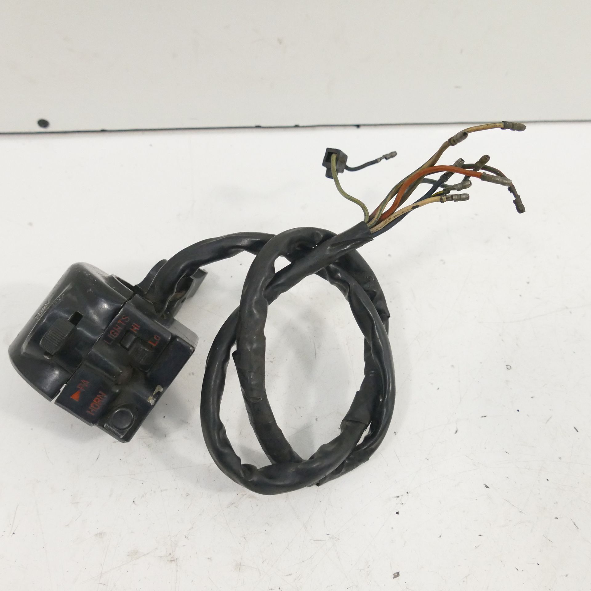 Honda CB 750 K K2 Handlebar Switch Right Starter Kill Switch 51575