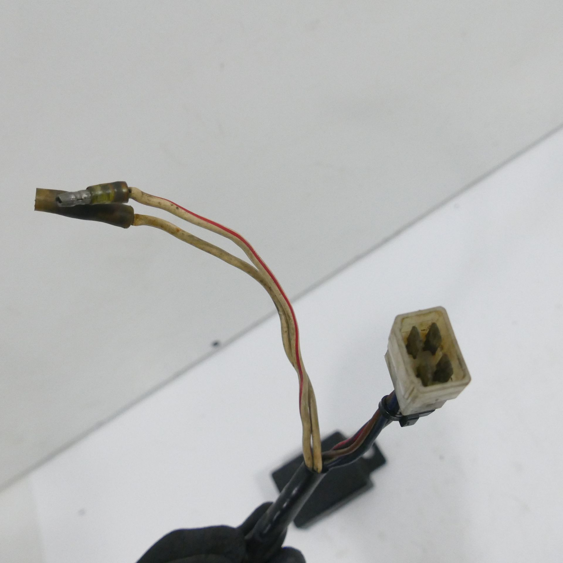 Kawasaki Z 1000 Z1R EZ:80 Fuse Box Electric Fuse 51830 | eBay UK