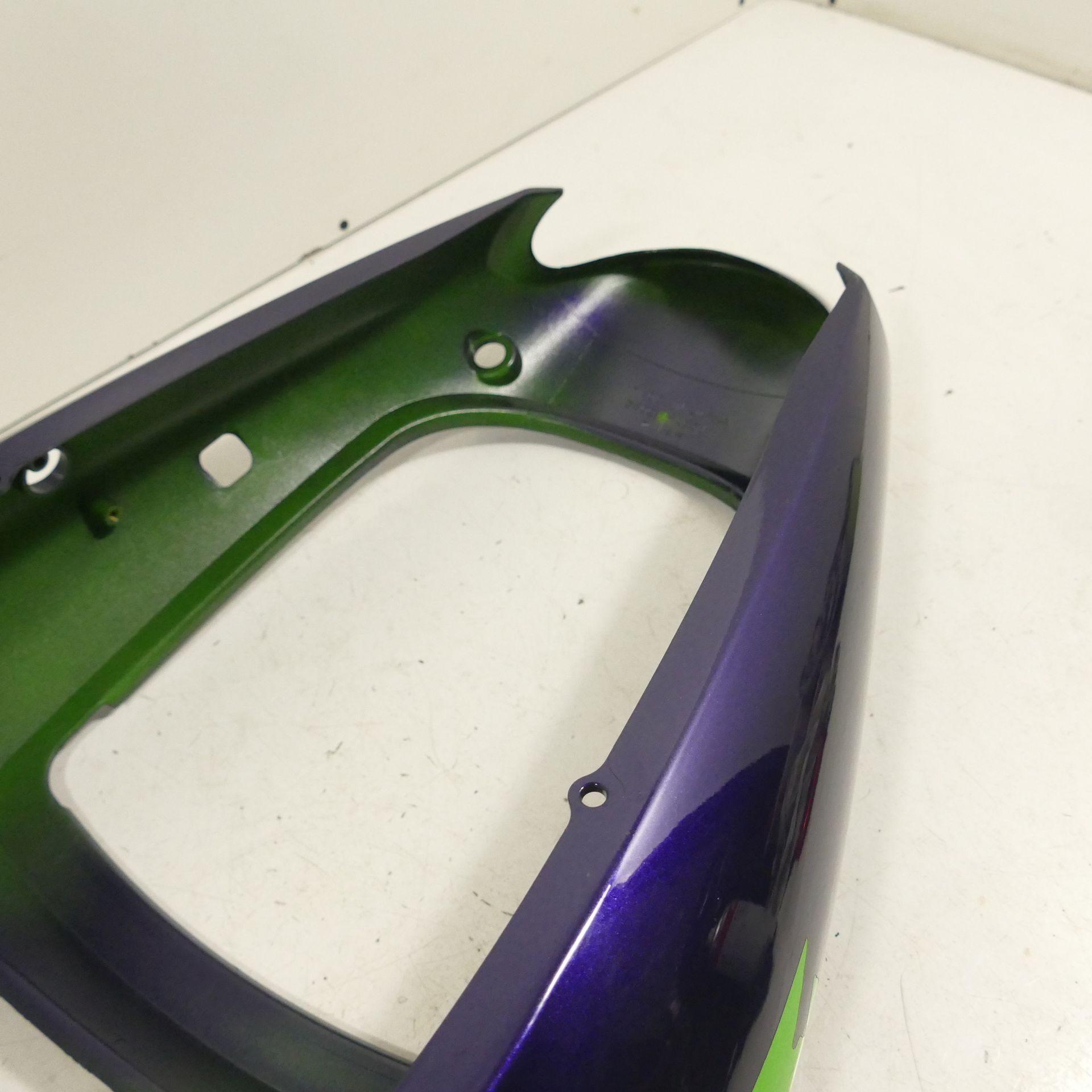 Kawasaki ZX-6R 600 J Rear Fairing 36001-1601 Rear Fender Splash