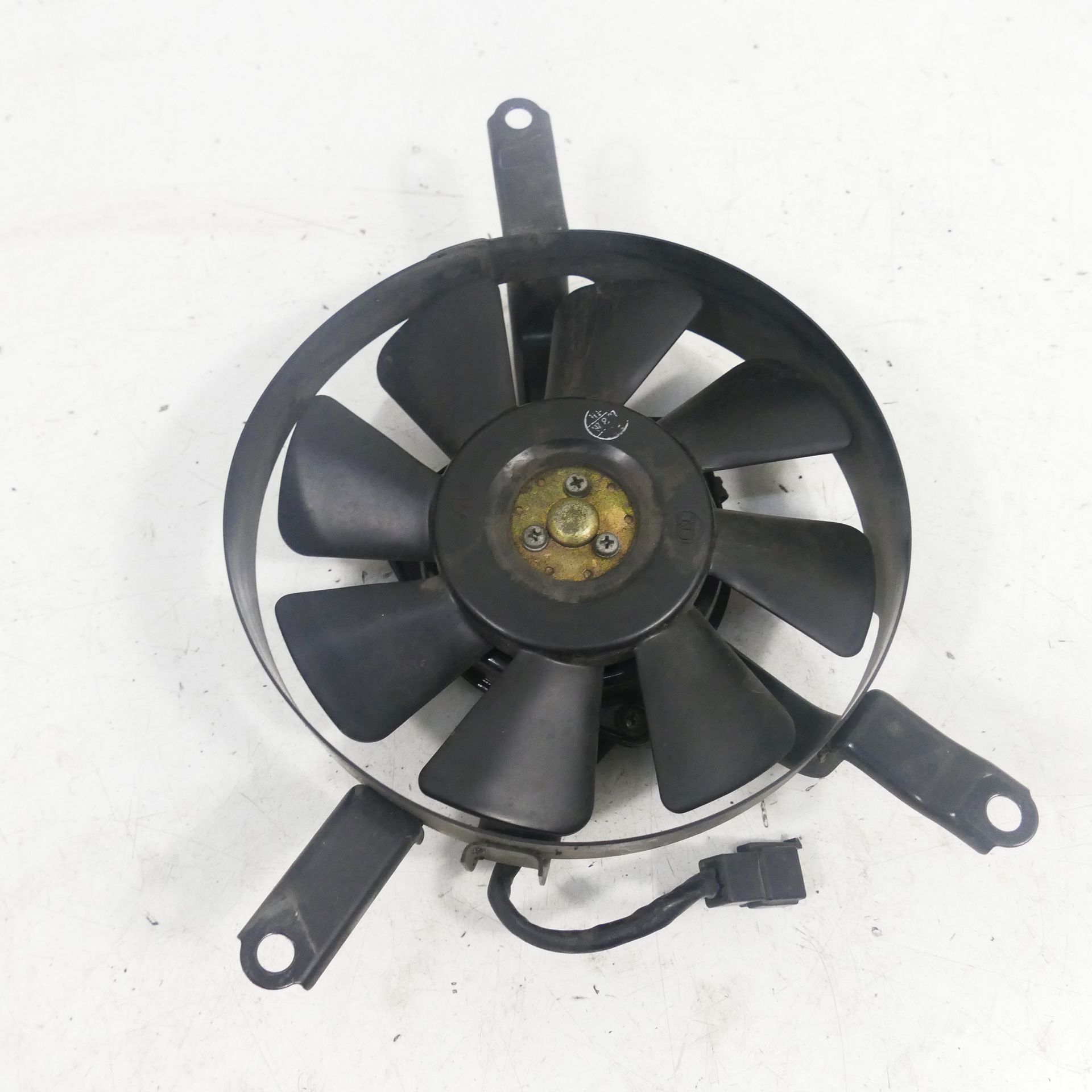 Suzuki GSX-R 750 Fan Radiator Water Cooler Fan 52839 | eBay UK