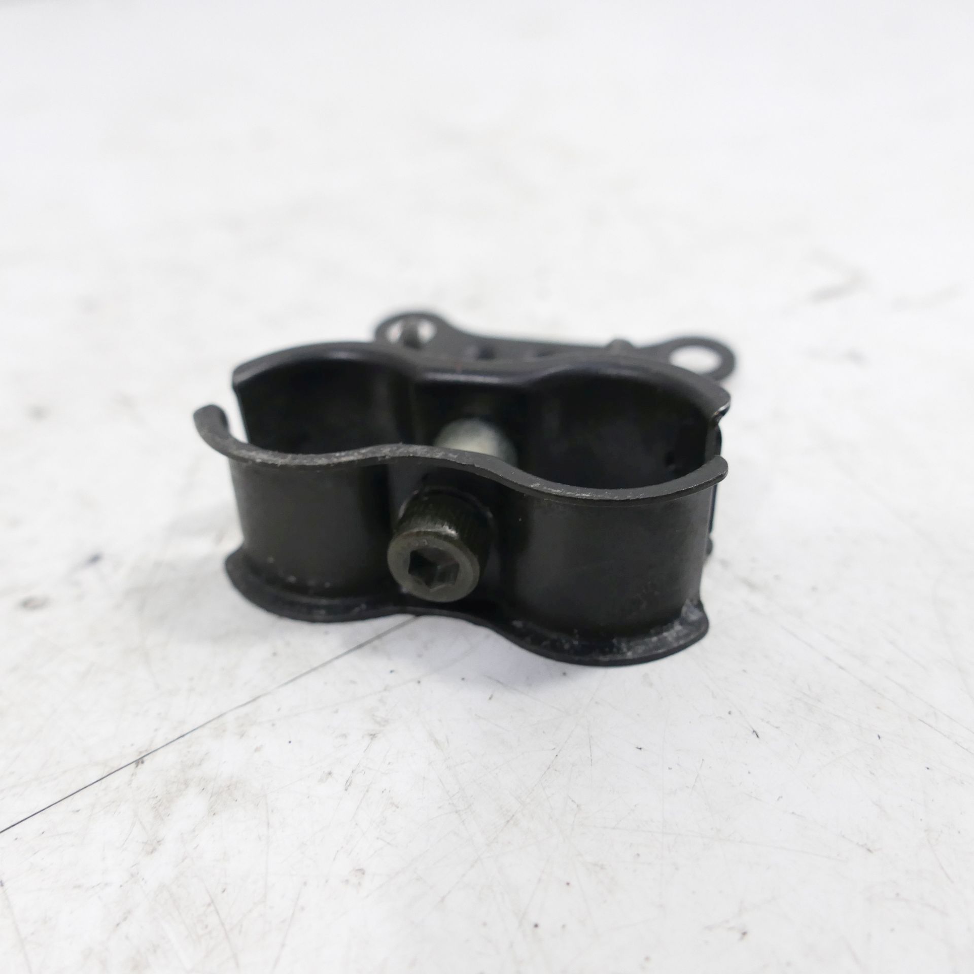 Yamaha XJ 600 S Oil Feed Line Holder Oil Feed Line Engine 54950