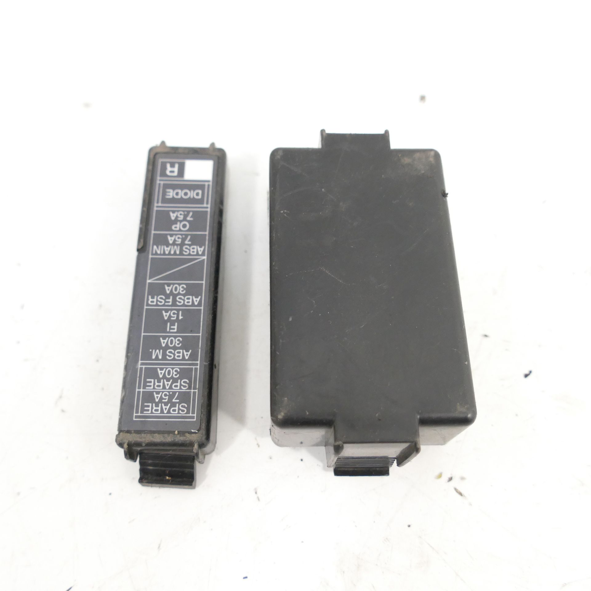 Honda CBR 500 PC 62 Fuse Box Cover Lid 55155 | eBay Australia