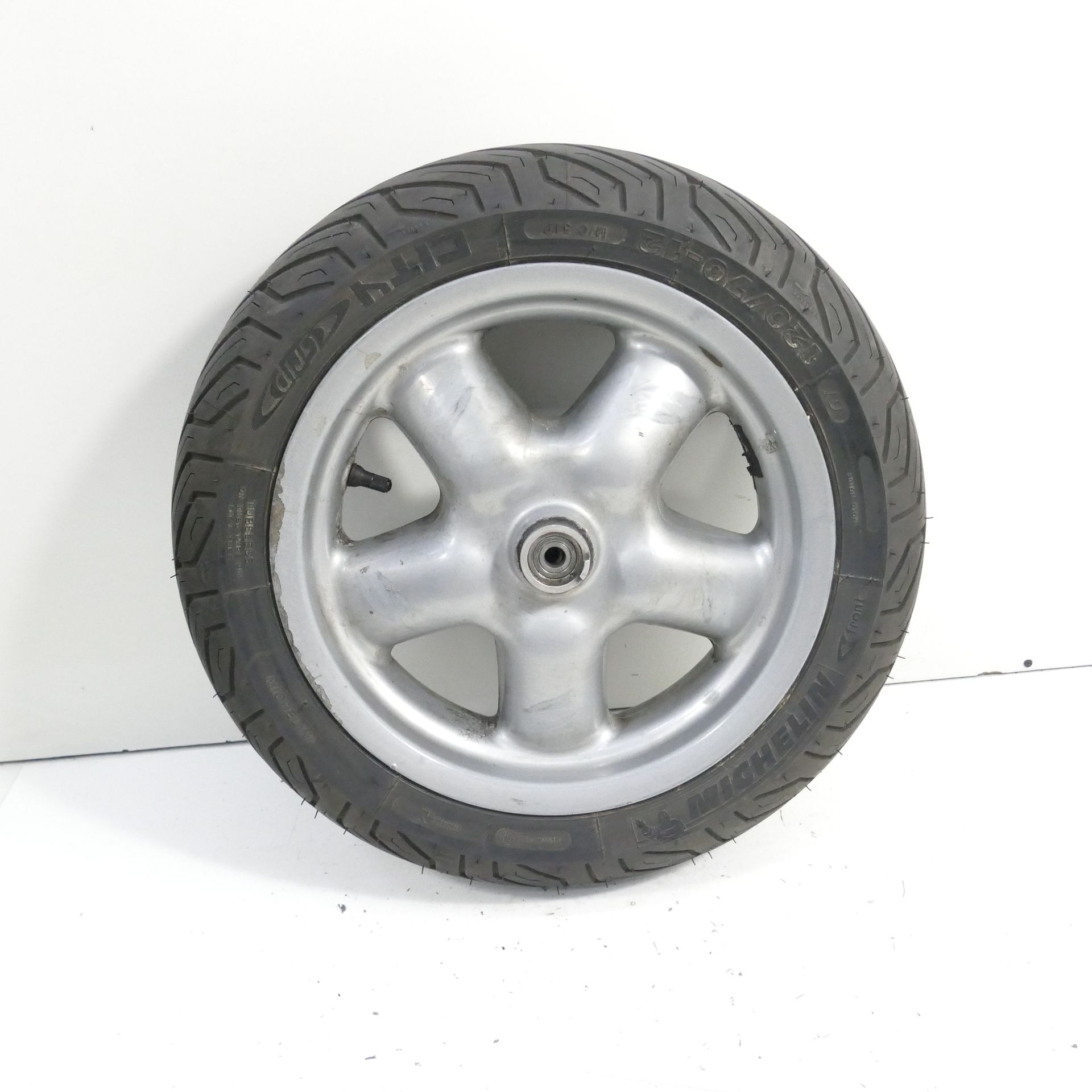 タケ Mbk Doodo 125 XN EZ:03 Front Wheel Rim with Tire 3.5x12 Inches