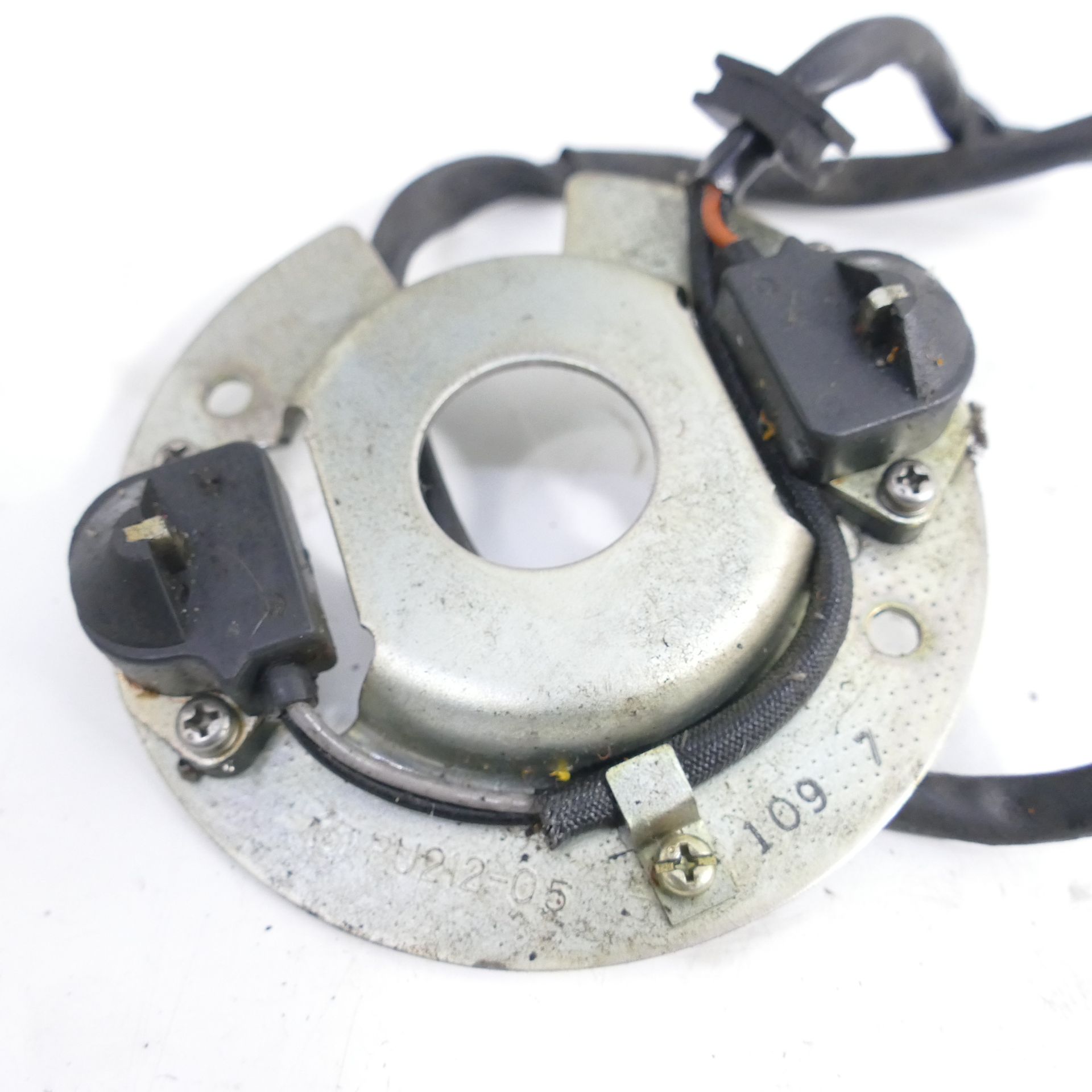 Yamaha XJ 550 - Ignition Pickup Hall Sensor Impulse Sensor 55962