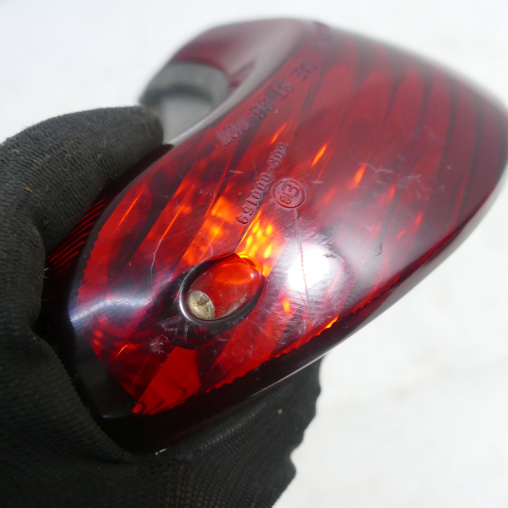 スズキ Suzuki Sv 650 S Ez:02 Taillight Reflector 56856 | eBay UK