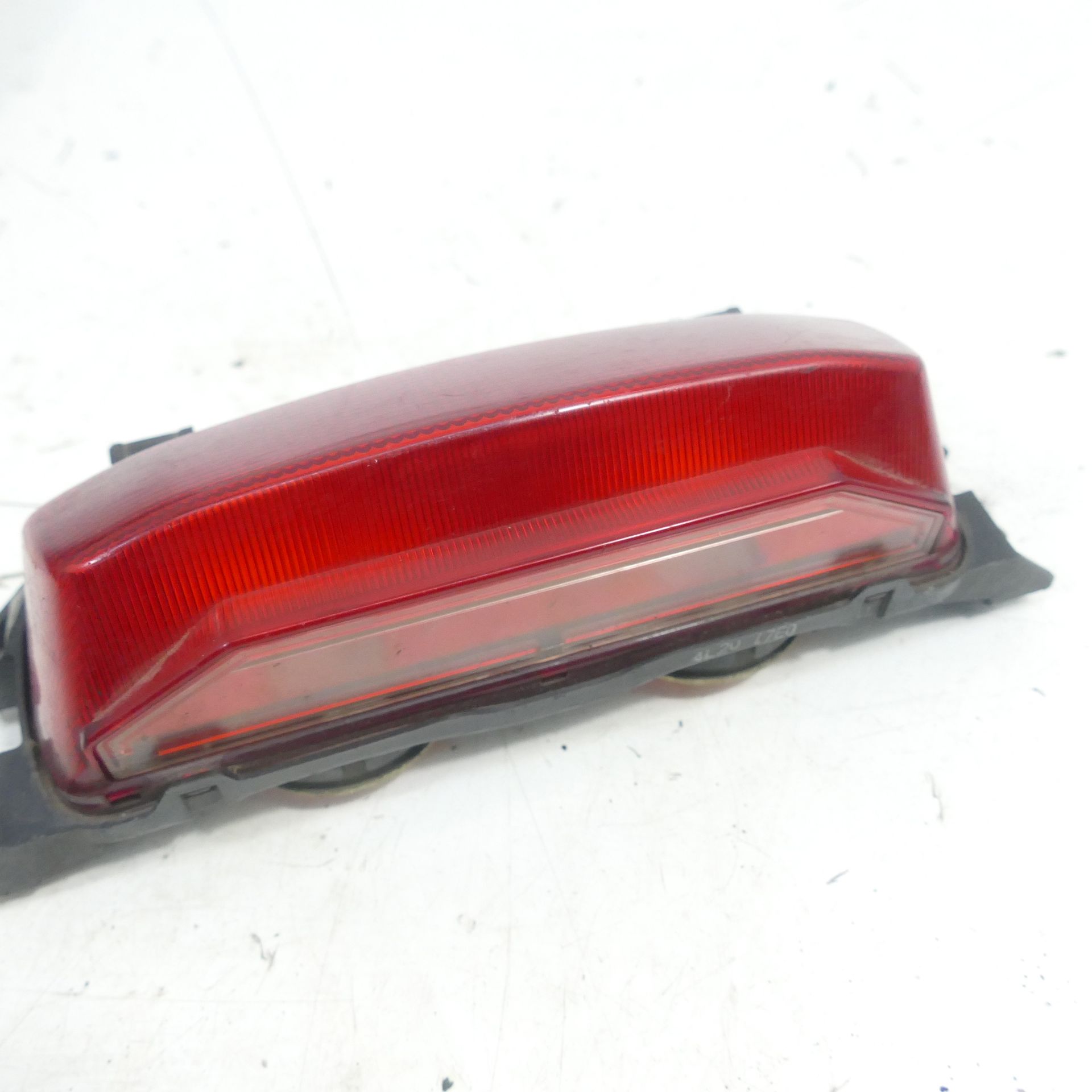 は Suzuki GSX-R 750 W EZ:95 Taillight Reflector 56862 | eBay UK