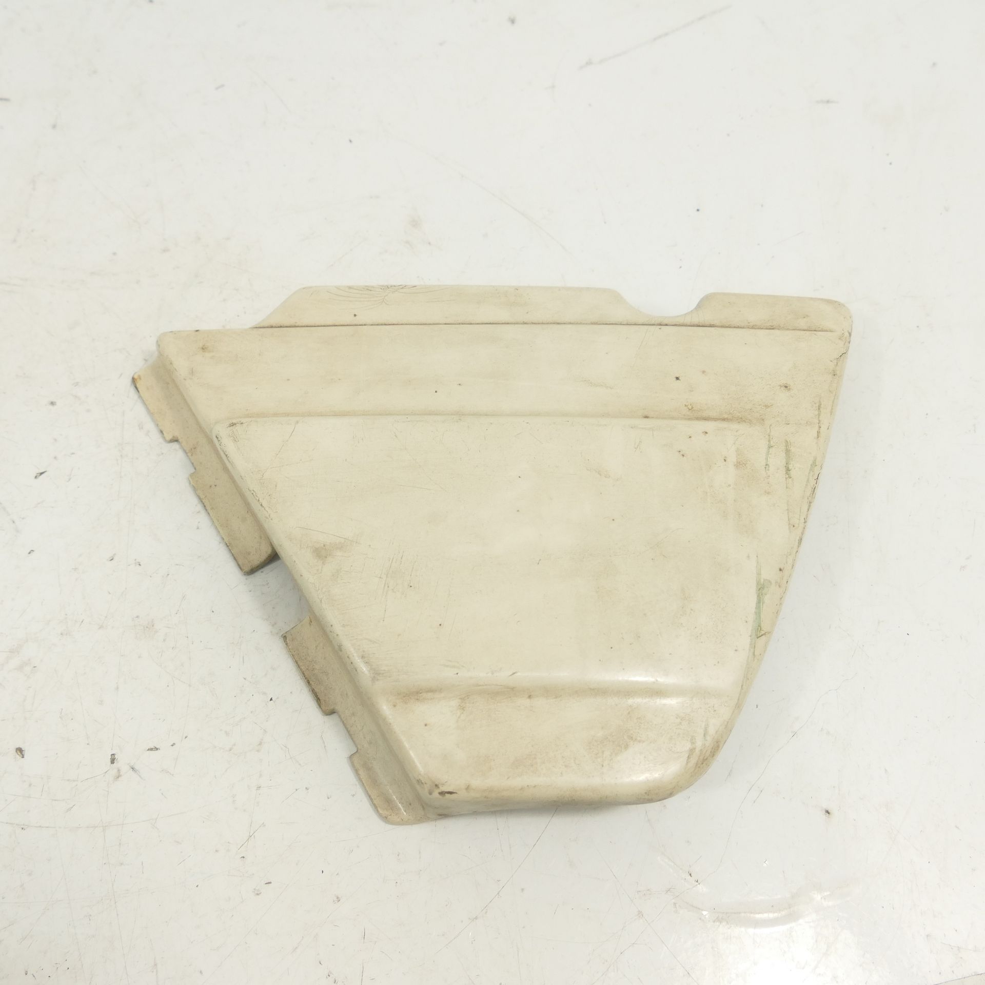 BMW R60 600 6 Seitendeckel rechts 1234912.9 Seitenverkleidung