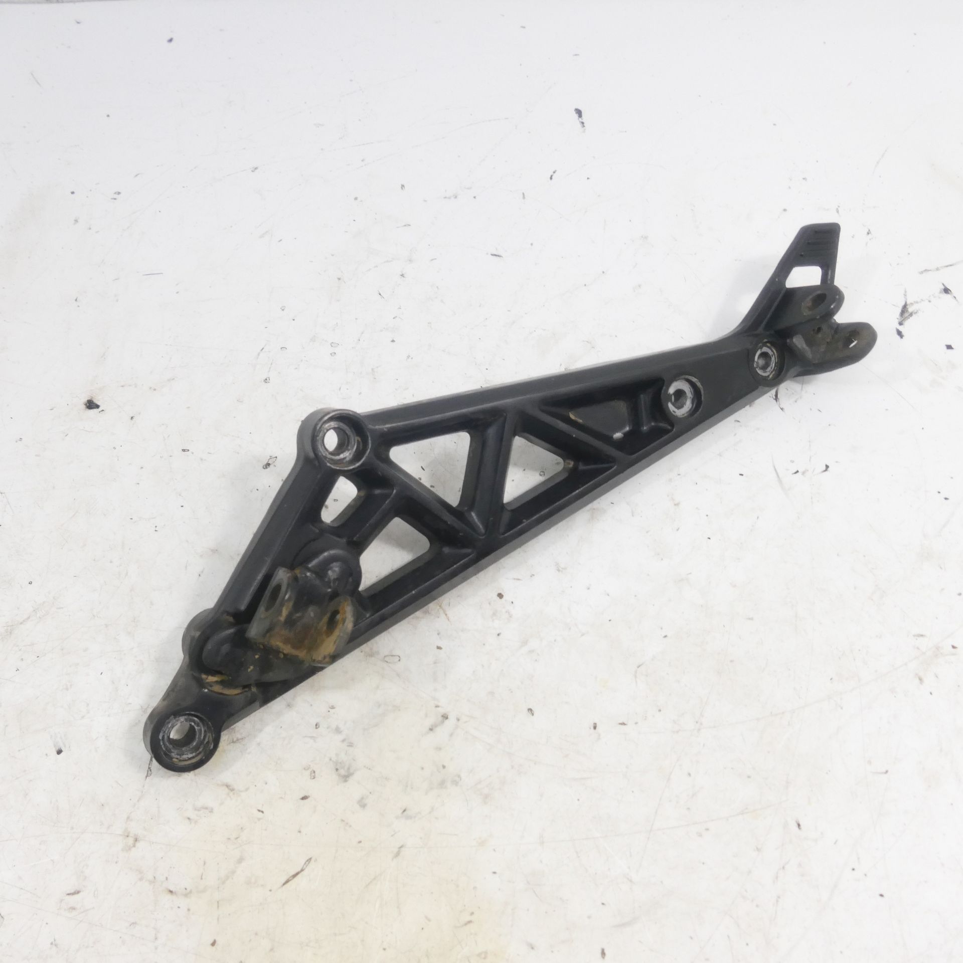 専用ページ　1 Kawasaki GPZ 750 UT - Uni Trak EZ:83 Fußrastenhalter links 59092