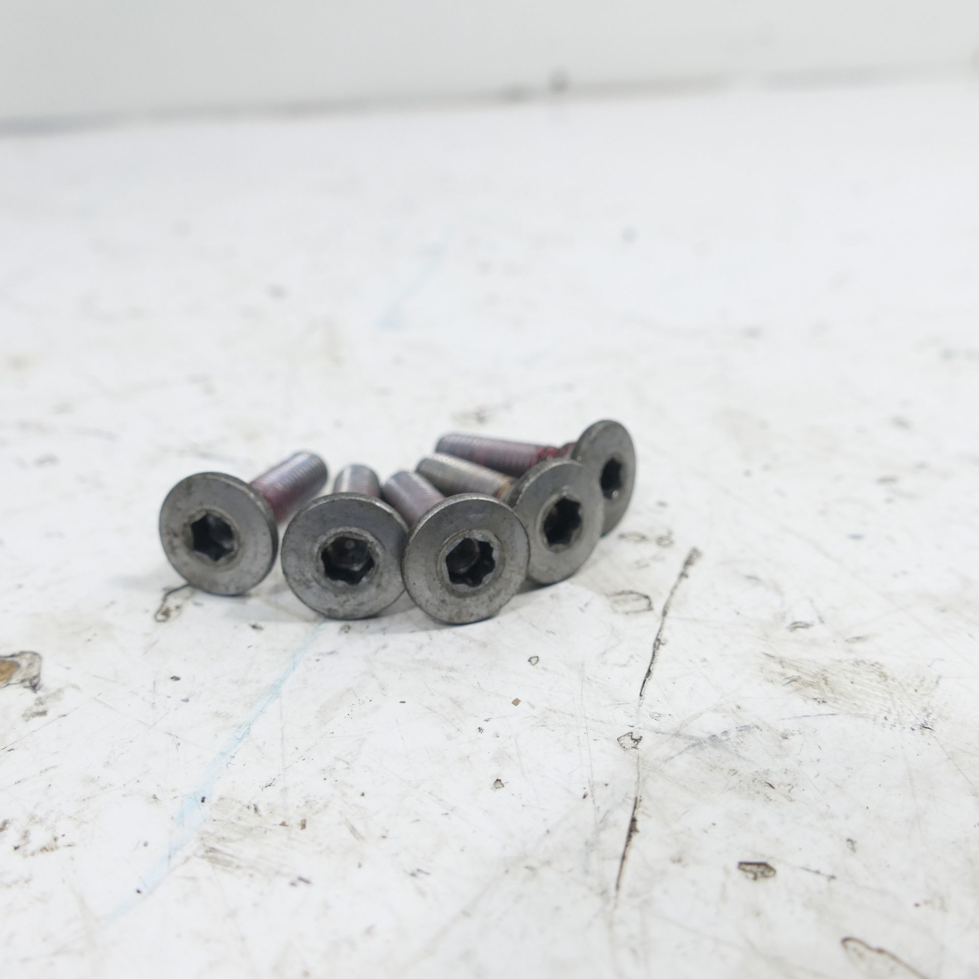 please  Kawasaki ZRX 1200 S EZ:07 Rear Brake Disc Screws Rear Wheel