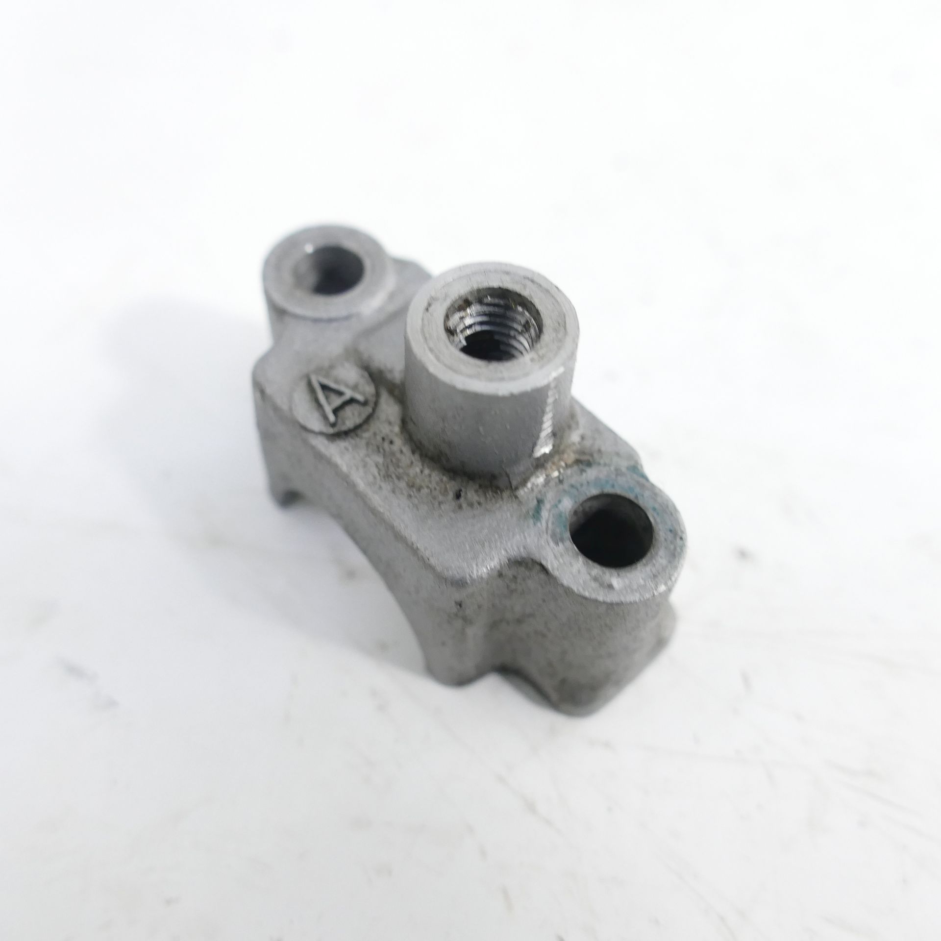 Suzuki GSF 1200 Ez :0 0 Nockenwellenbock Cylinder Head Engine