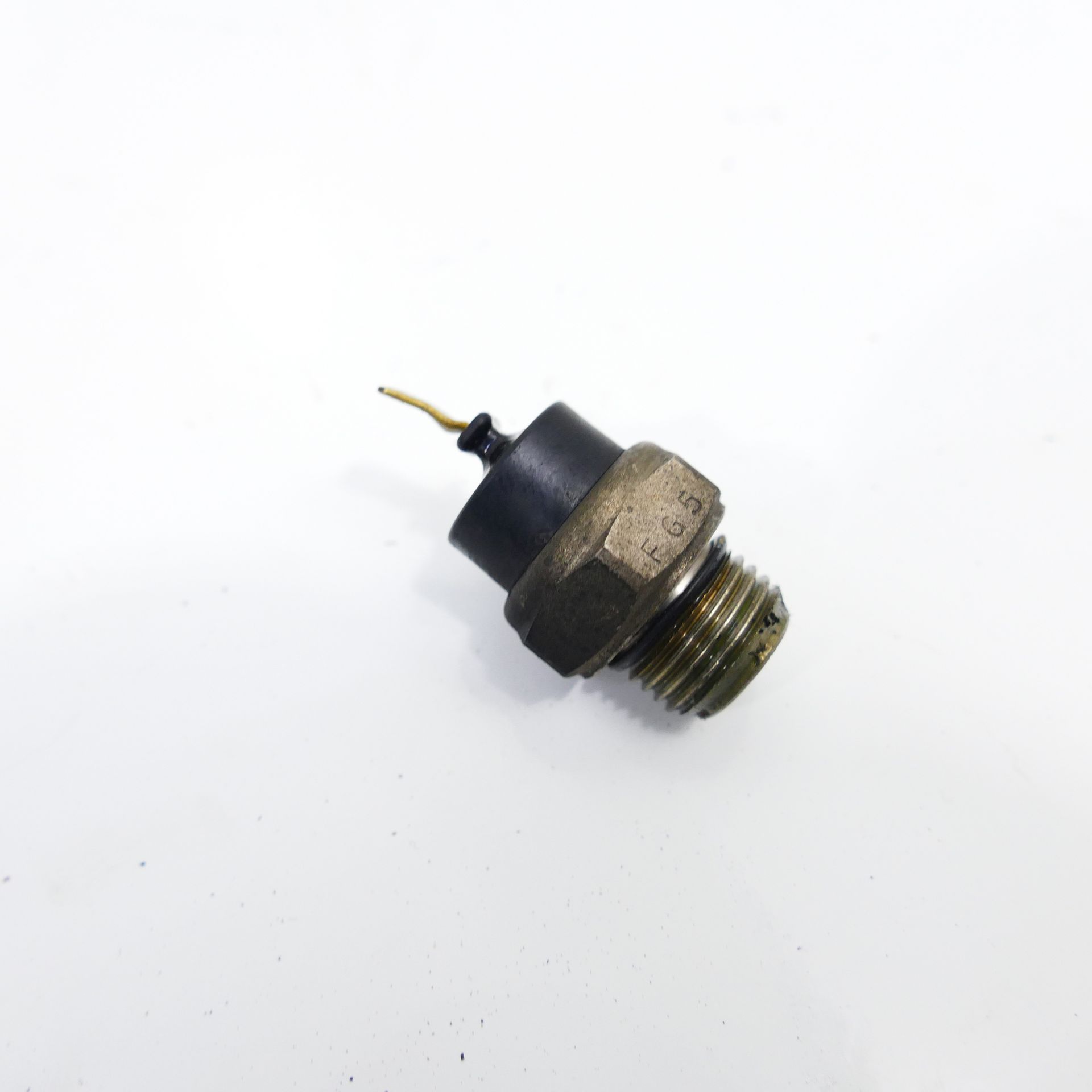 「タケ」 Honda CBR 900 RR SC44 Temperature Sensor Thermostat 62884 | eBay UK