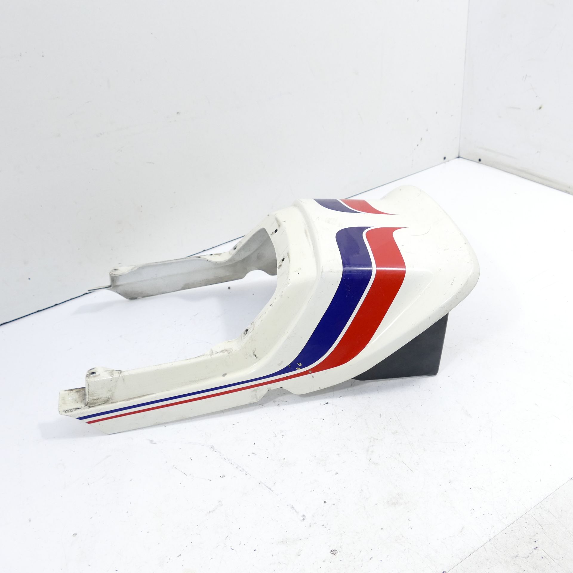 え Honda CB 750/900/1100 Boldor Ez: 84 Tail Cover Bürtzel Rear 65137