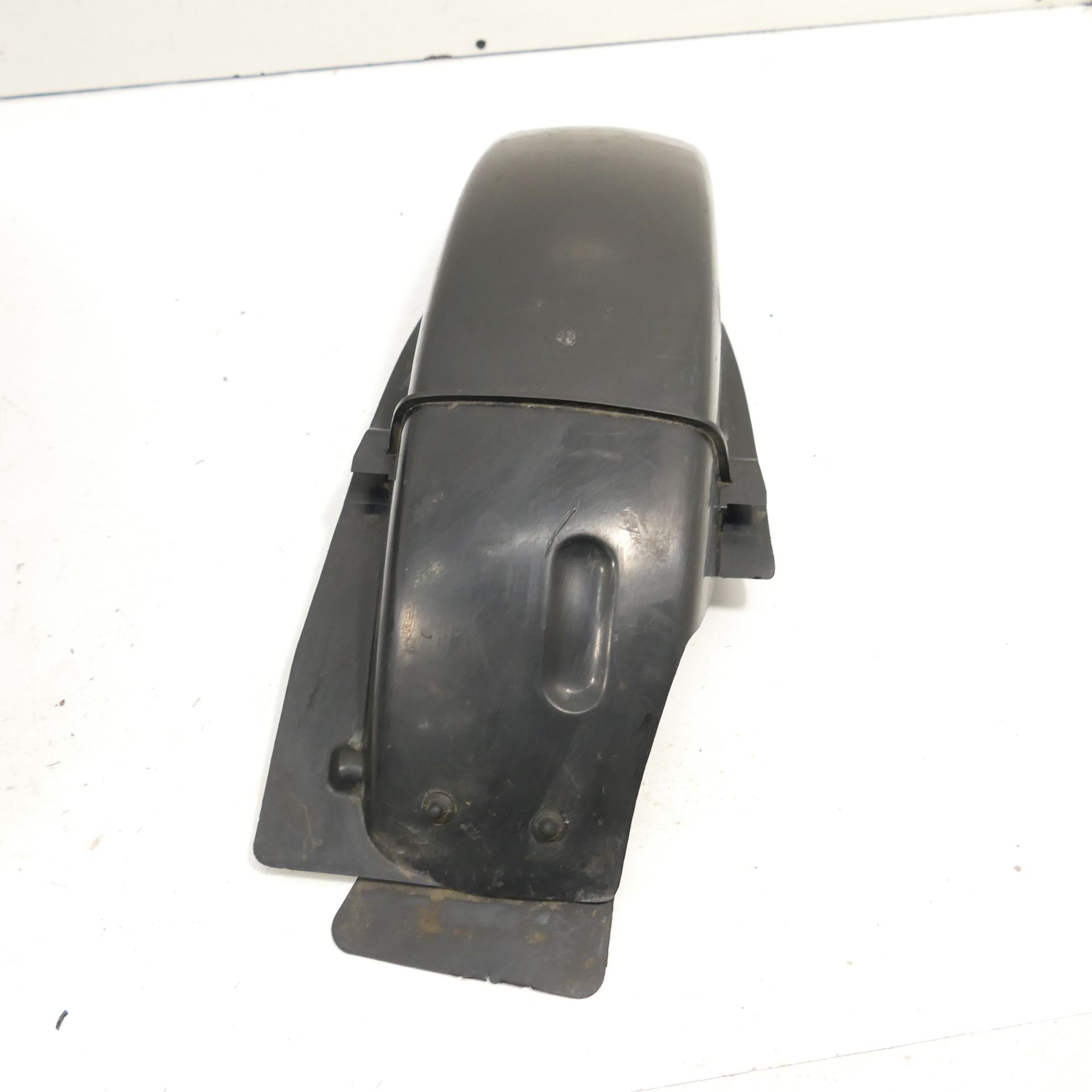 Suzuki GSX 250 E Splash Guard Lower Fairing Rear Mudguard 65273