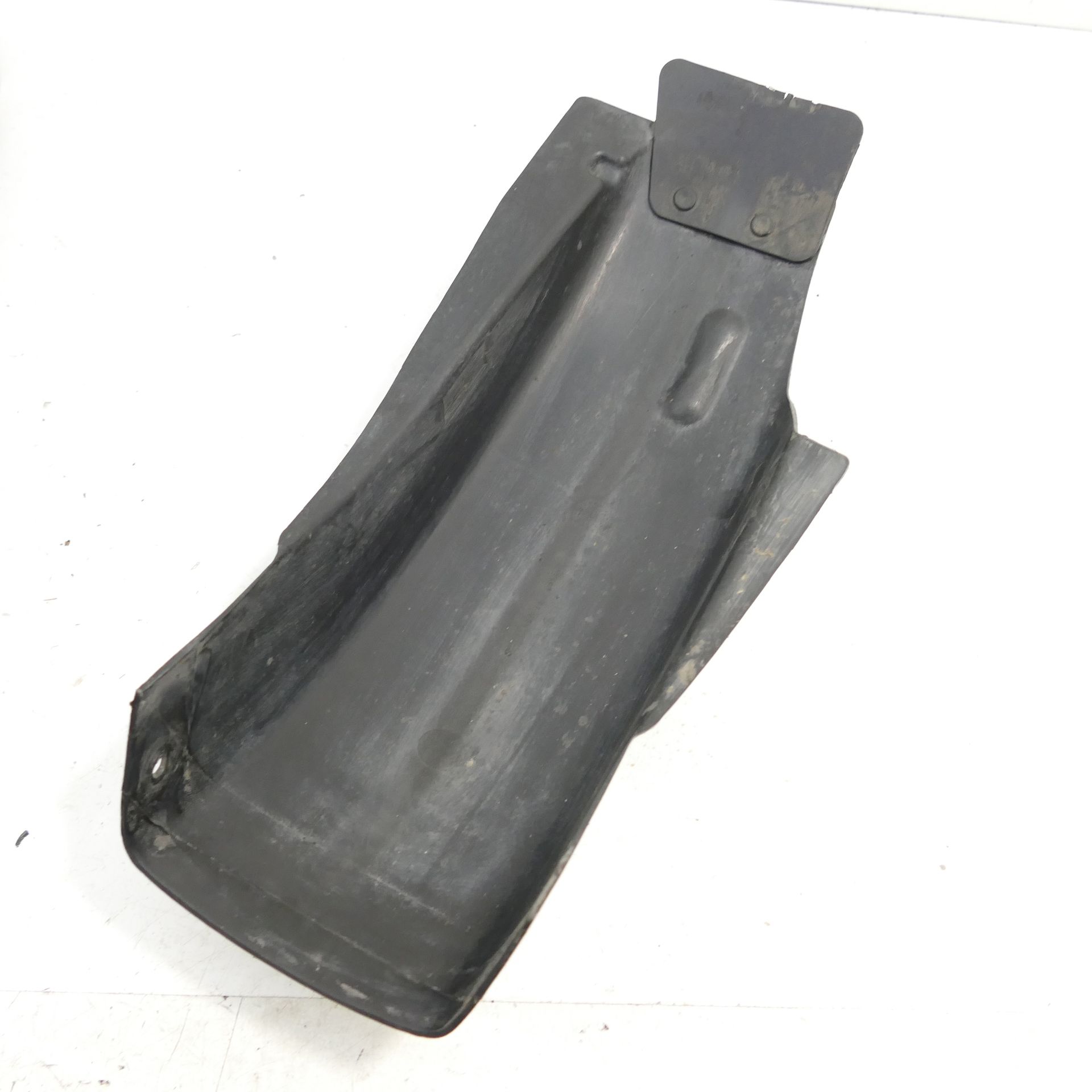 Suzuki GSX 250 E Splash Guard Lower Fairing Rear Mudguard 65273