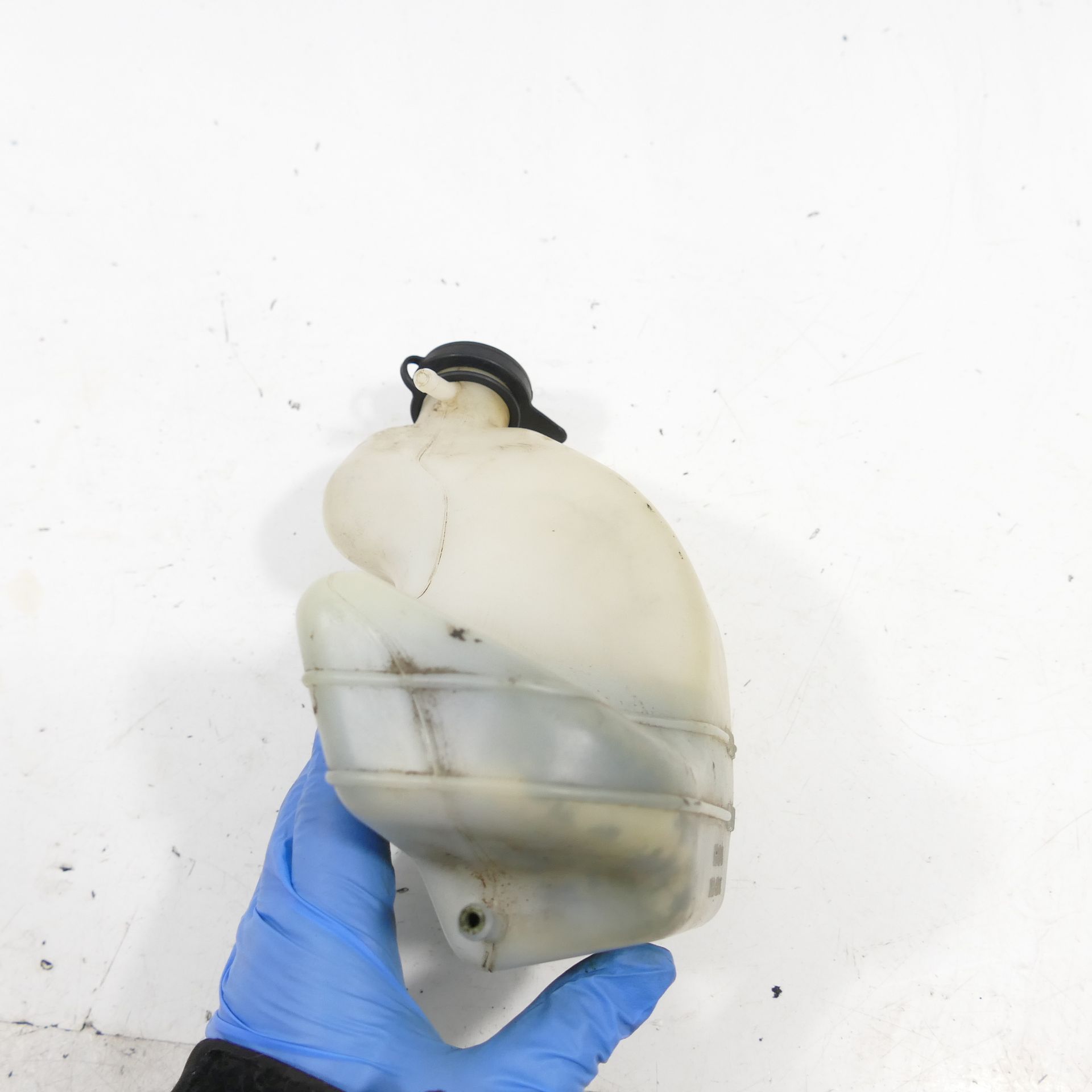 Honda CBR 600 F PC31 Kühlwasserbehälter Ausgleichsbehälter 65377