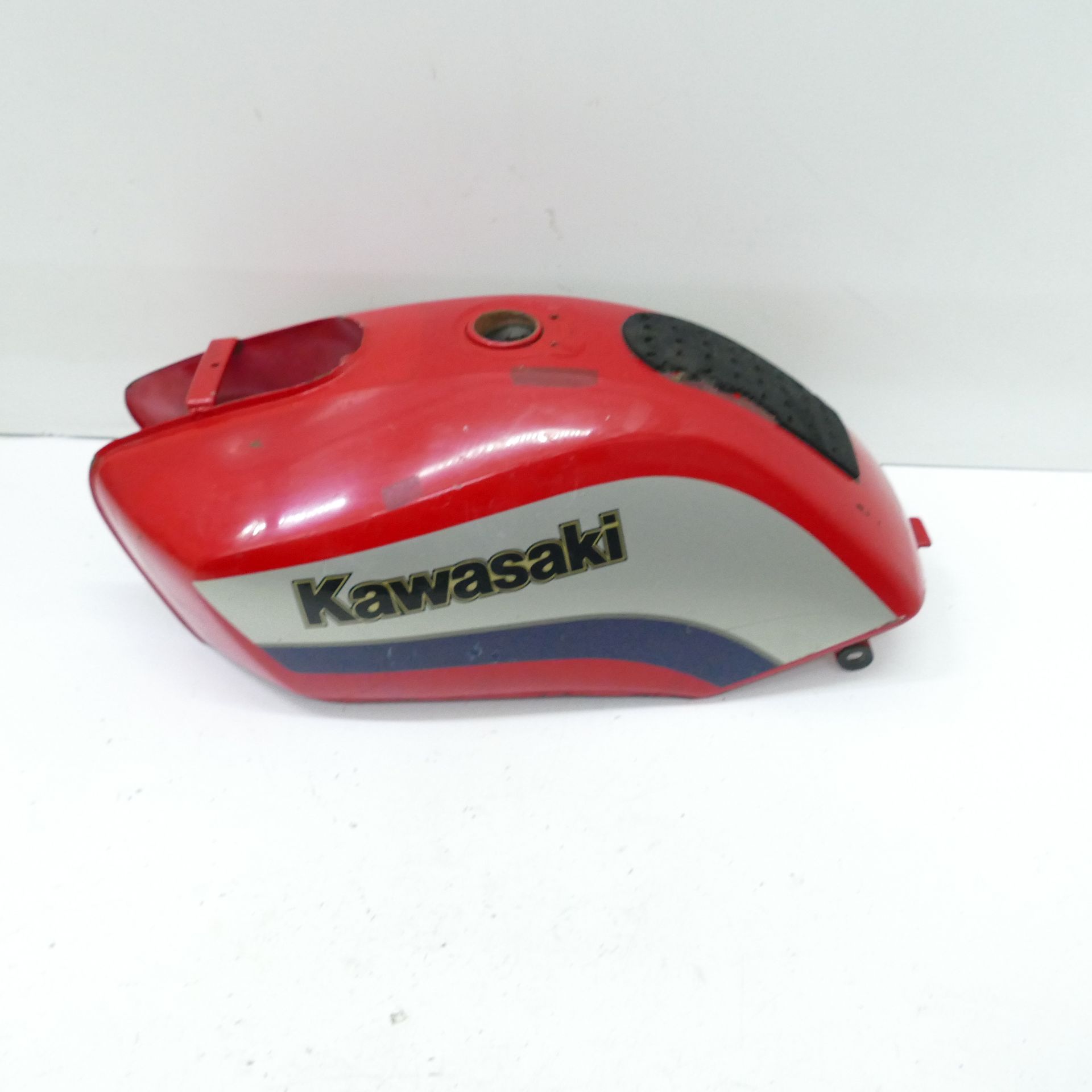 Kawasaki GPZ 400 UT Fuel Tank 65787 | eBay UK